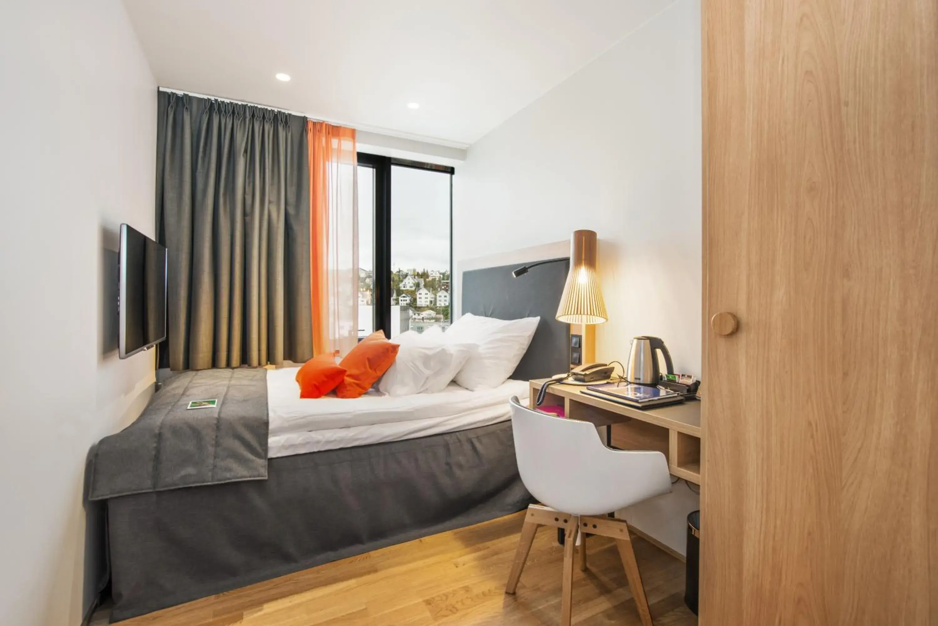 Compact Single in Clarion Hotel The Edge Compact Single in Clarion Hotel The Edge