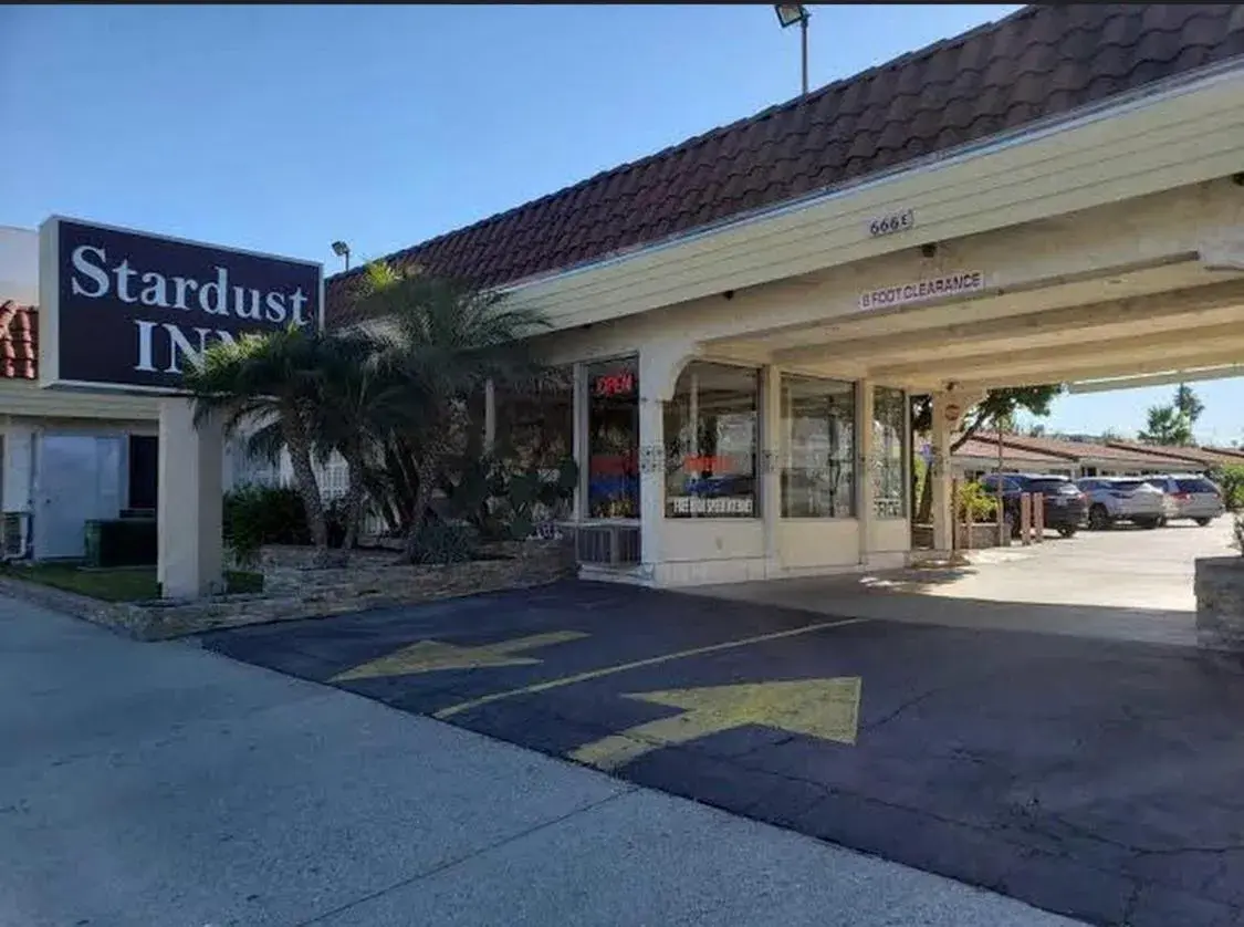 Stardust inn Stardust inn