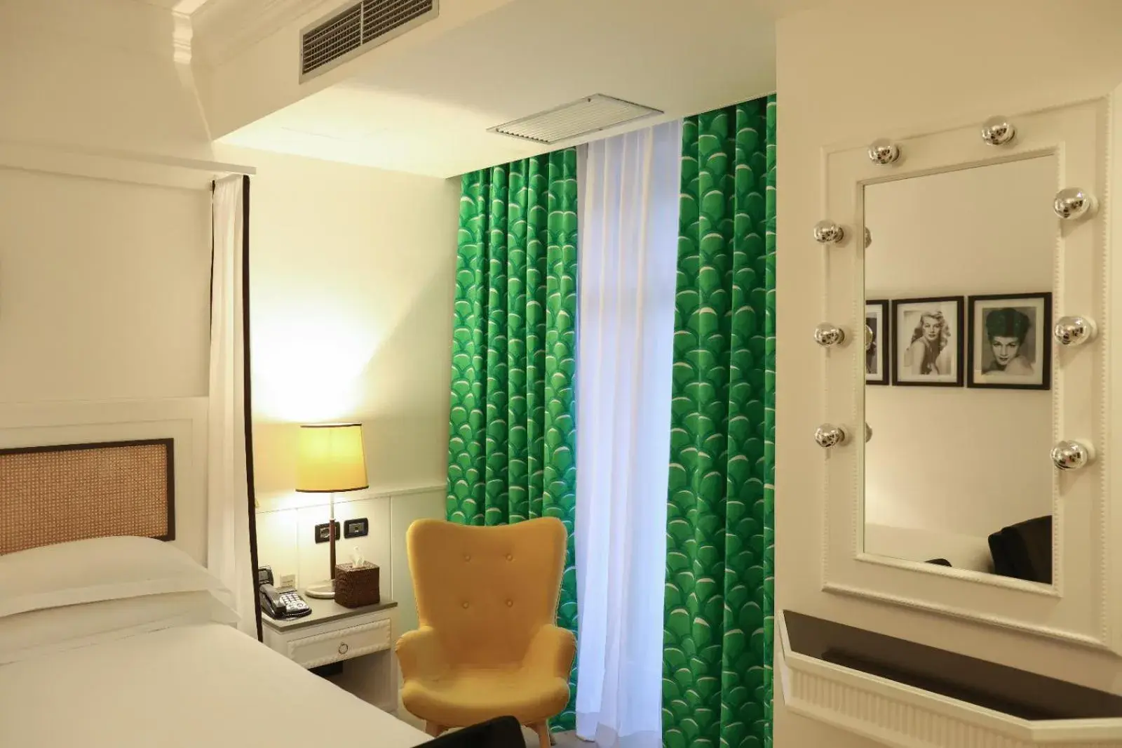 Deluxe Double Room in Boutique Hotel Esplanade Deluxe Double Room in Boutique Hotel Esplanade