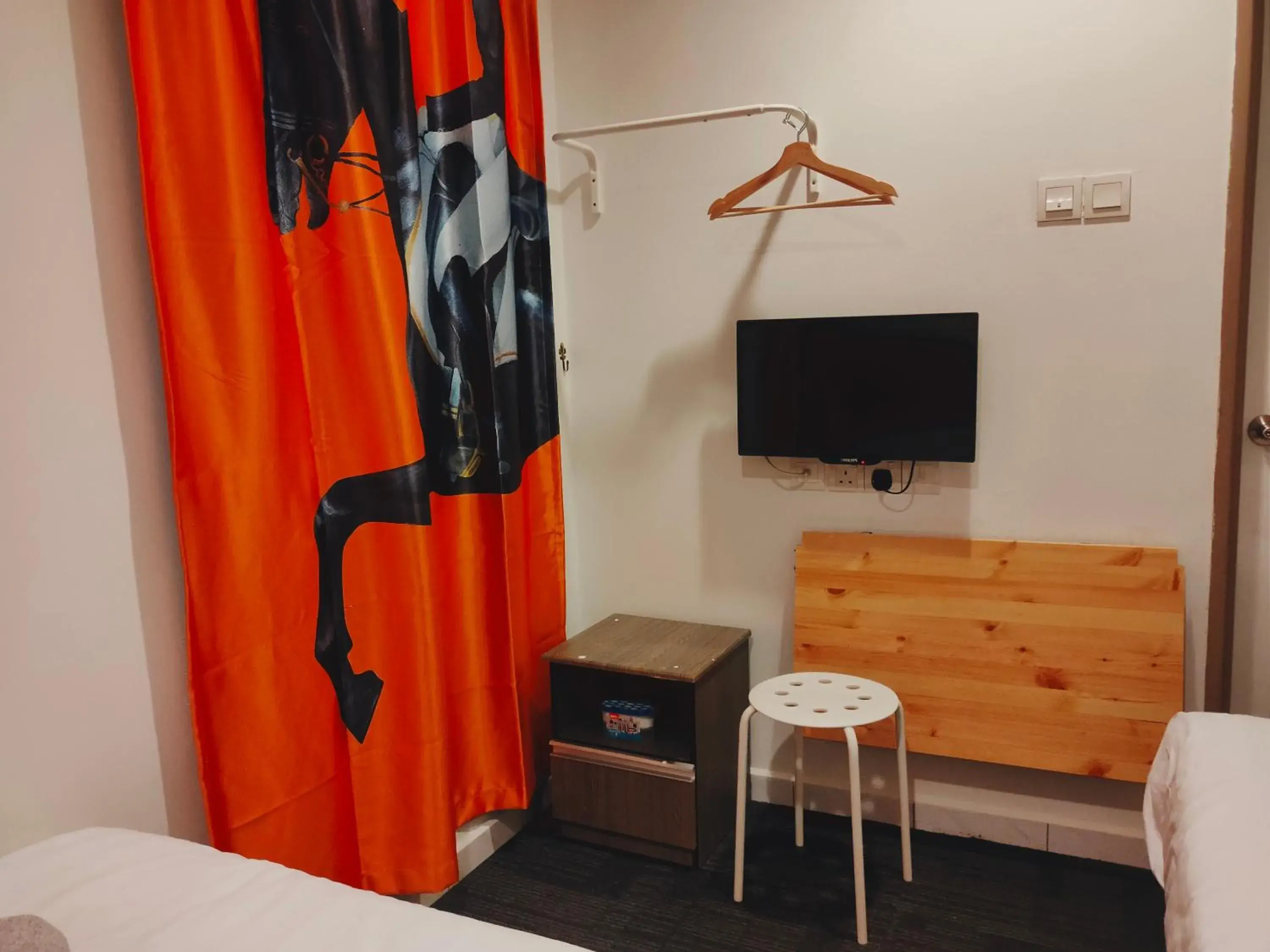 Deluxe Twin Room in Allbes Parklands Hotel Deluxe Twin Room in Allbes Parklands Hotel