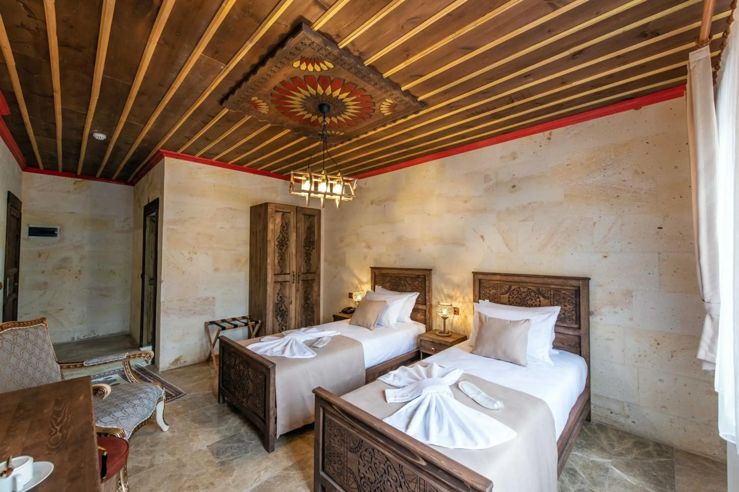 Budget Twin Room in Volare Stone Hotel Budget Twin Room in Volare Stone Hotel