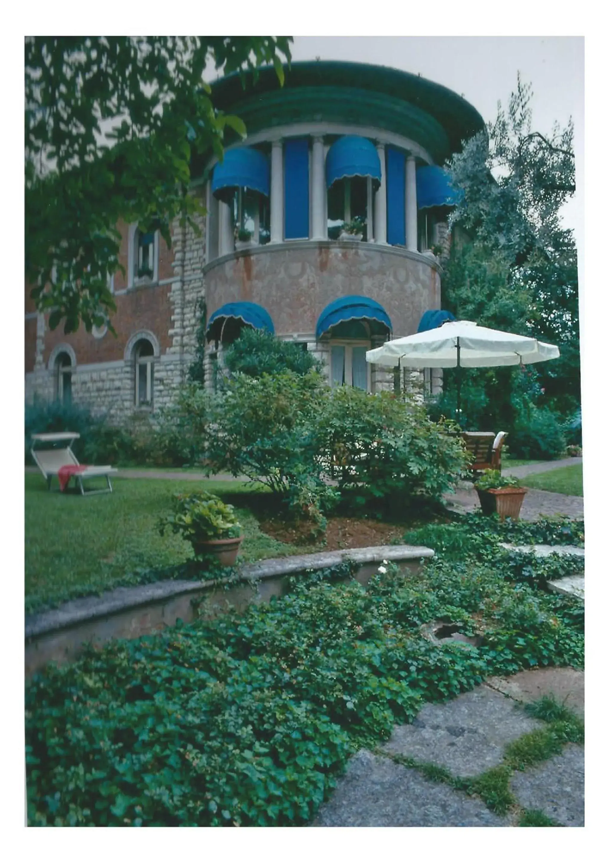 Double Room with Garden View - single occupancy in Villa V Double Room with Garden View - single occupancy in Villa V