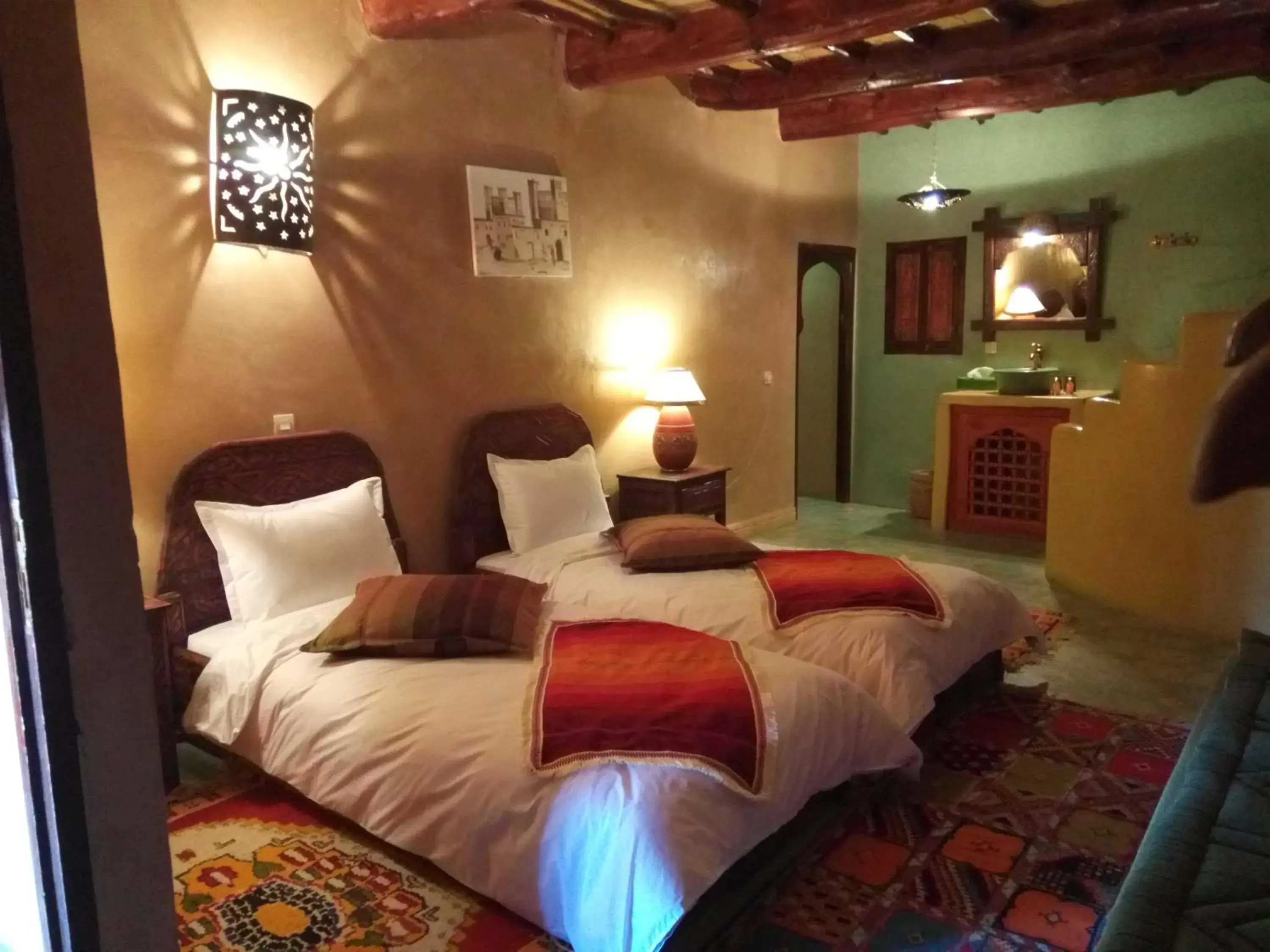 Laaroussa Double Room in Dar Amazir Laaroussa Double Room in Dar Amazir