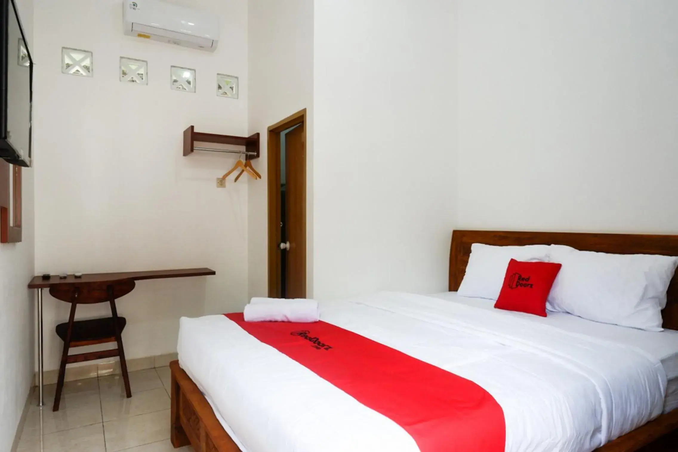 RedDoorz Syariah near Exit Tol Krapyak Semarang RedDoorz Syariah near Exit Tol Krapyak Semarang