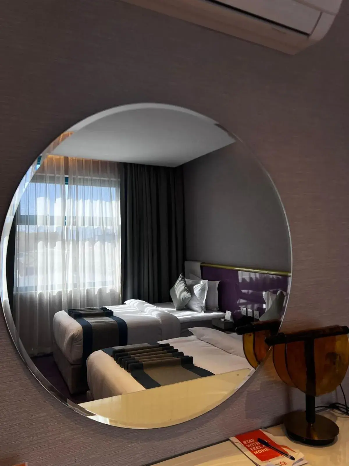 Twin Room with Shared Toilet in Marvelous Hotel Twin Room with Shared Toilet in Marvelous Hotel