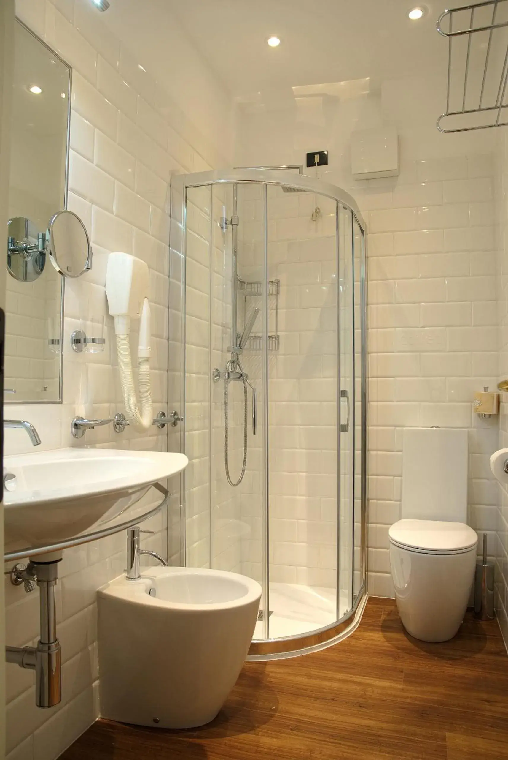 Two Connecting Rooms in Hotel La Goletta Two Connecting Rooms in Hotel La Goletta