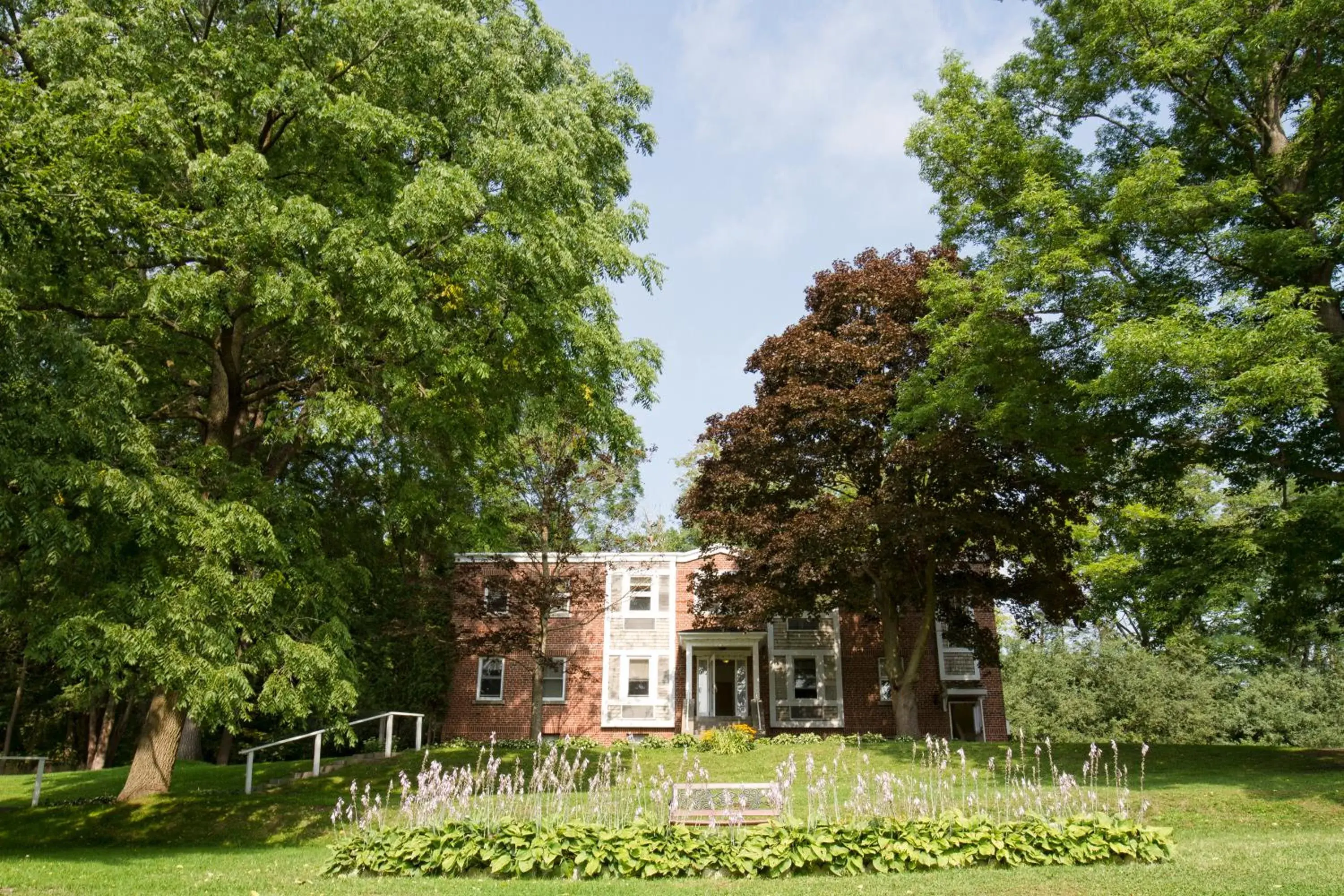 Queen Studio in Westover Inn Queen Studio in Westover Inn