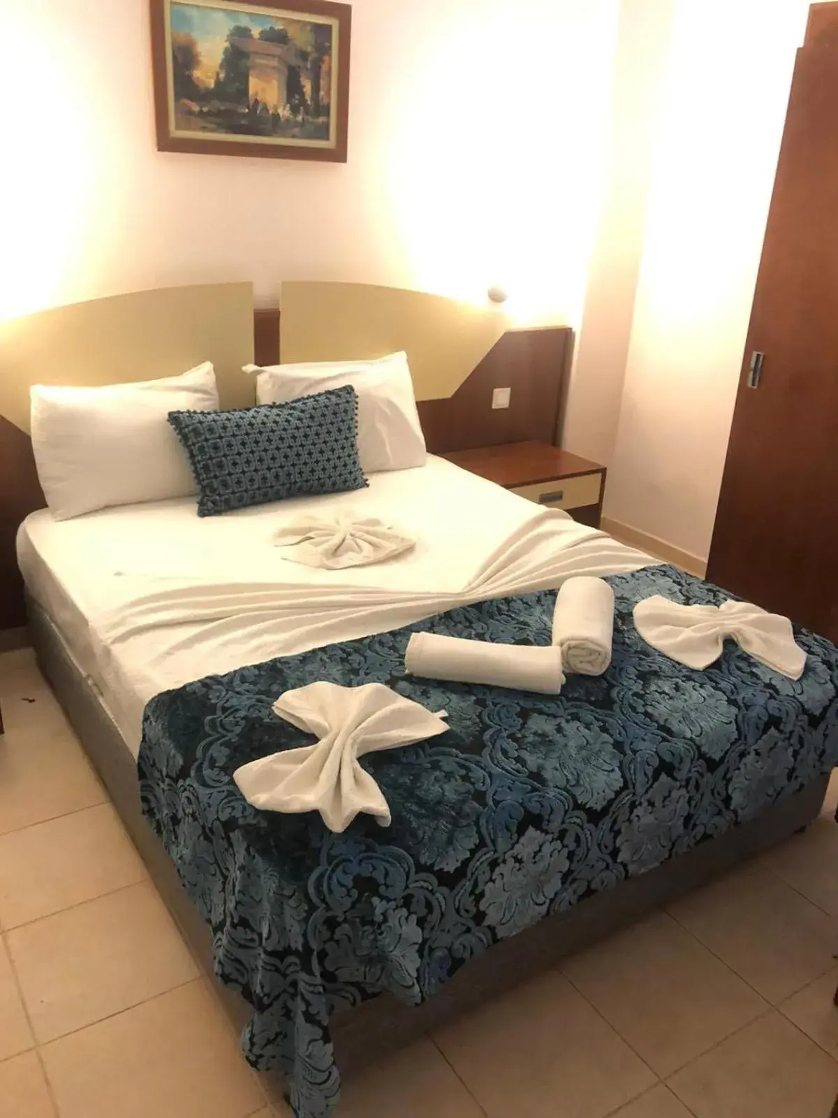 Double Room with Balcony in Hamir hotel Double Room with Balcony in Hamir hotel