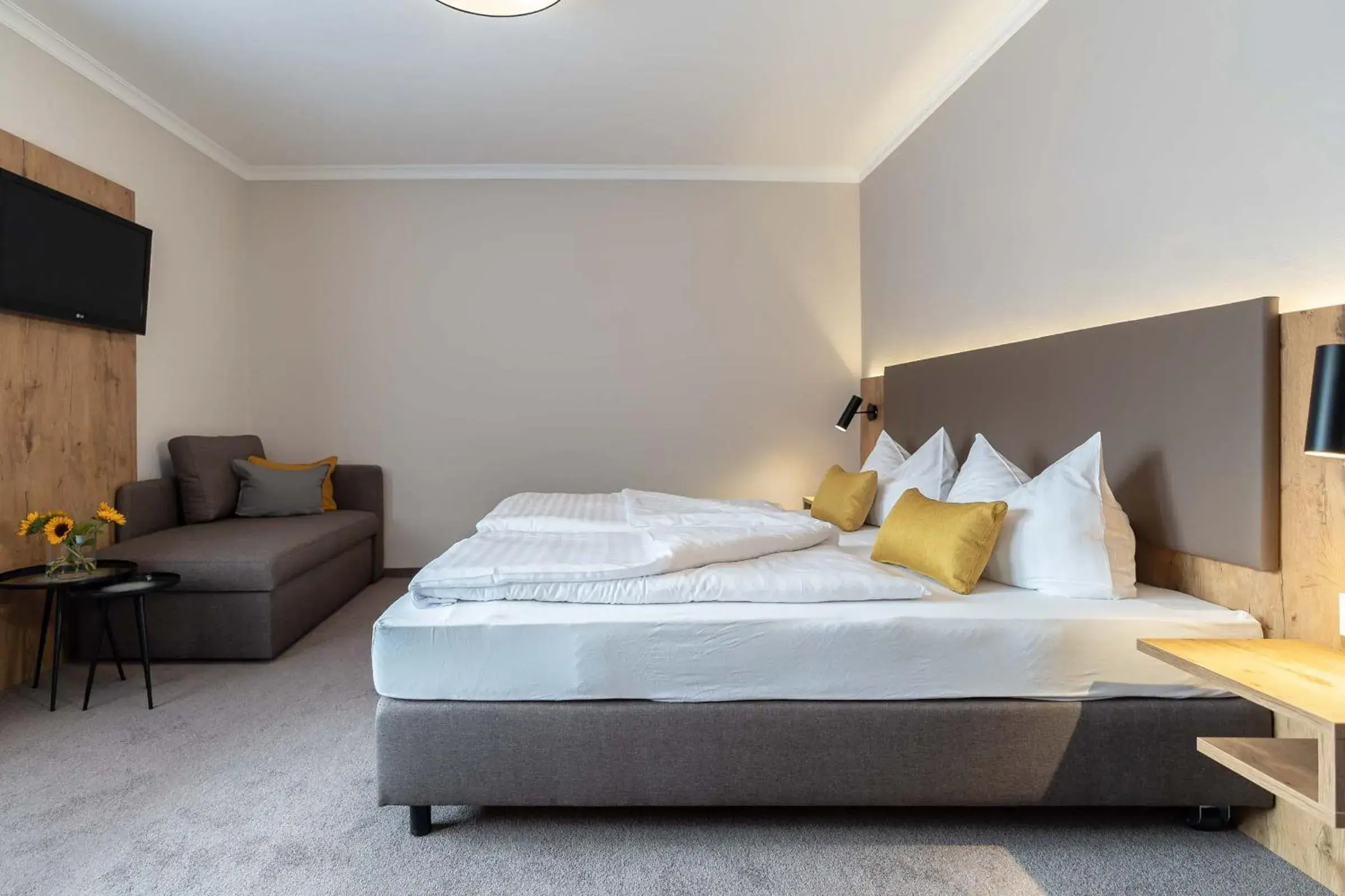 Double Room with Balcony - single occupancy in Hotel & Restaurant Ritter Jörg Double Room with Balcony - single occupancy in Hotel & Restaurant Ritter Jörg