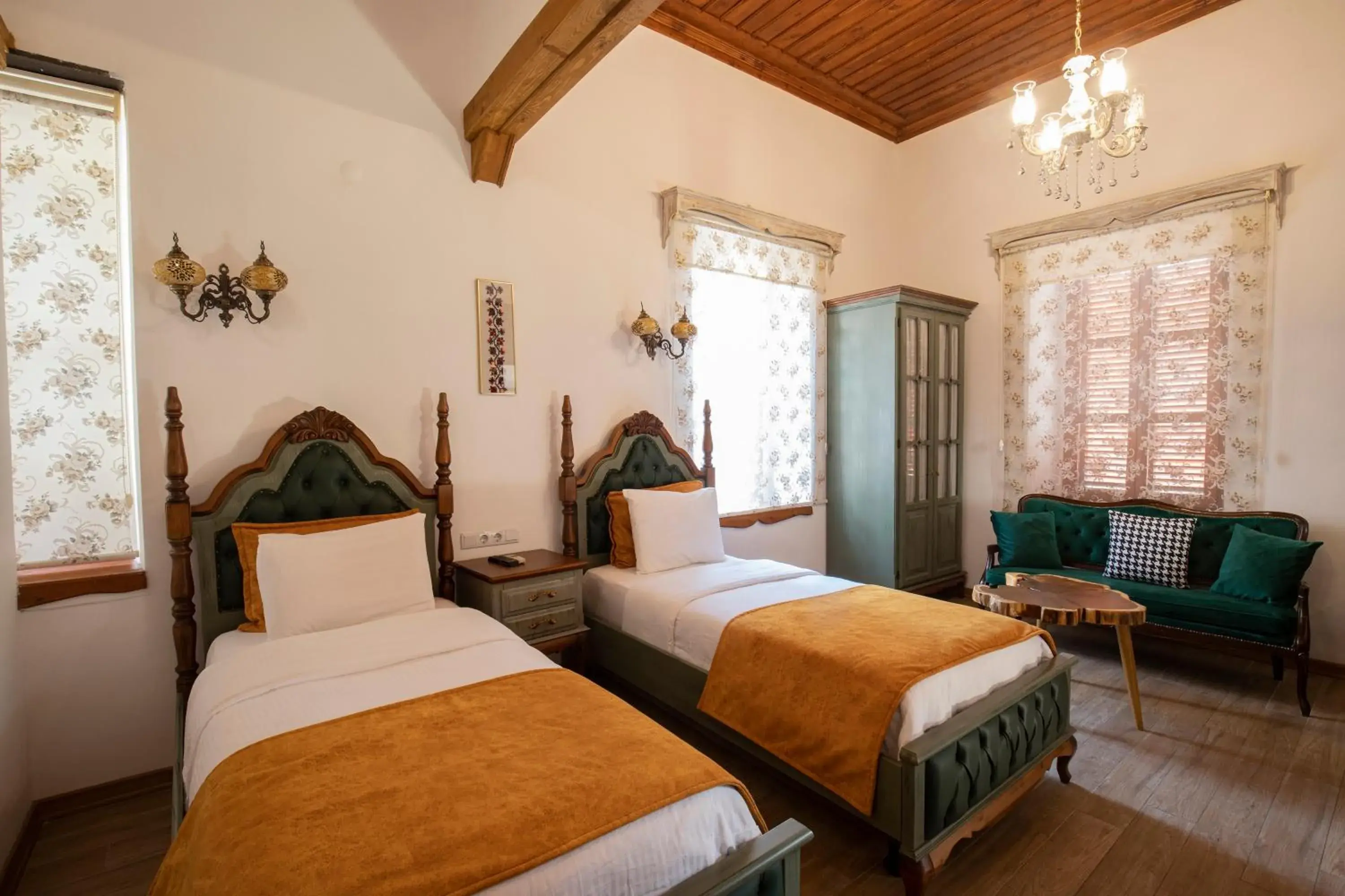 Twin Room in White Garden Hotel-Adult Only Twin Room in White Garden Hotel-Adult Only