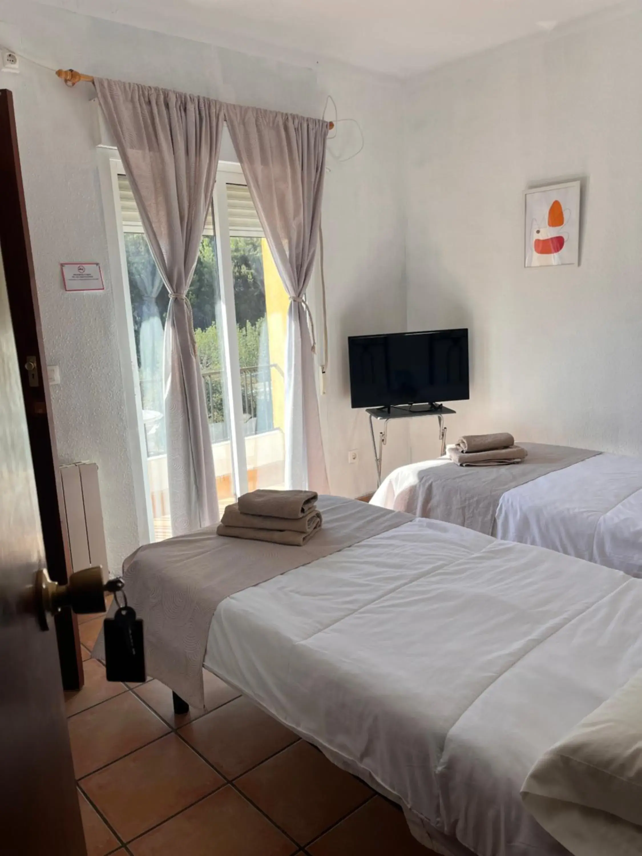 Twin Room with Terrace in Hotel Espadan Twin Room with Terrace in Hotel Espadan