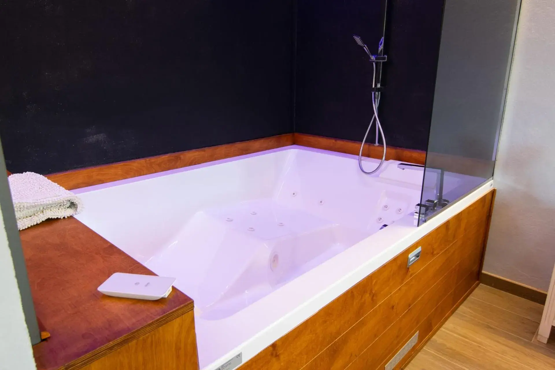 Junior Suite with Garden View - single occupancy in Boutique Relais Villa Sofia Junior Suite with Garden View - single occupancy in Boutique Relais Villa Sofia