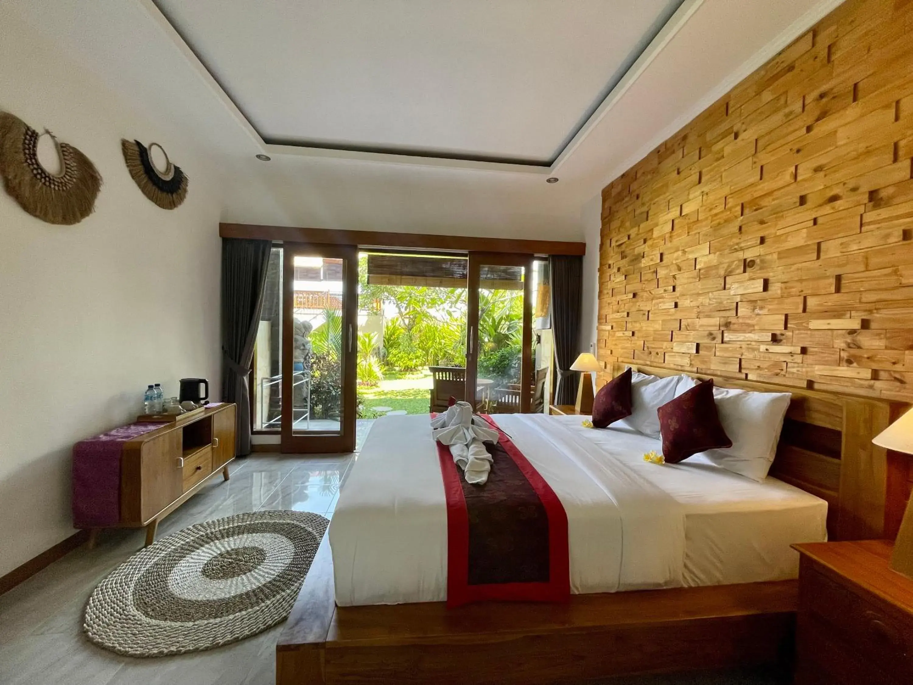 Deluxe Double Room in Sari Murni Deluxe Double Room in Sari Murni