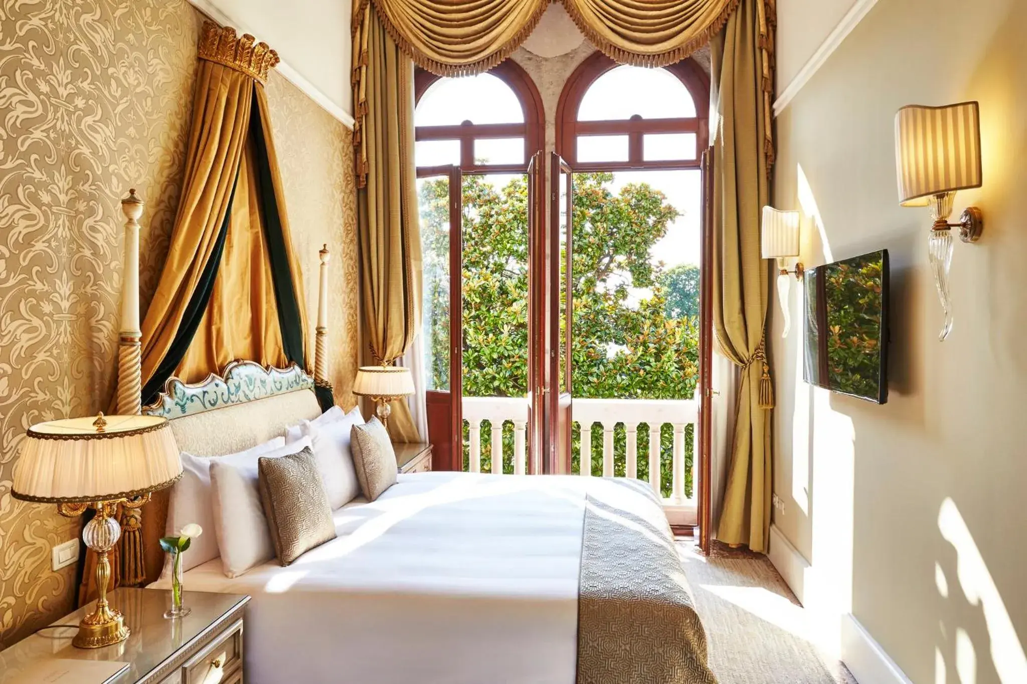 Tiepolo Suite in San Clemente Palace Venice Tiepolo Suite in San Clemente Palace Venice