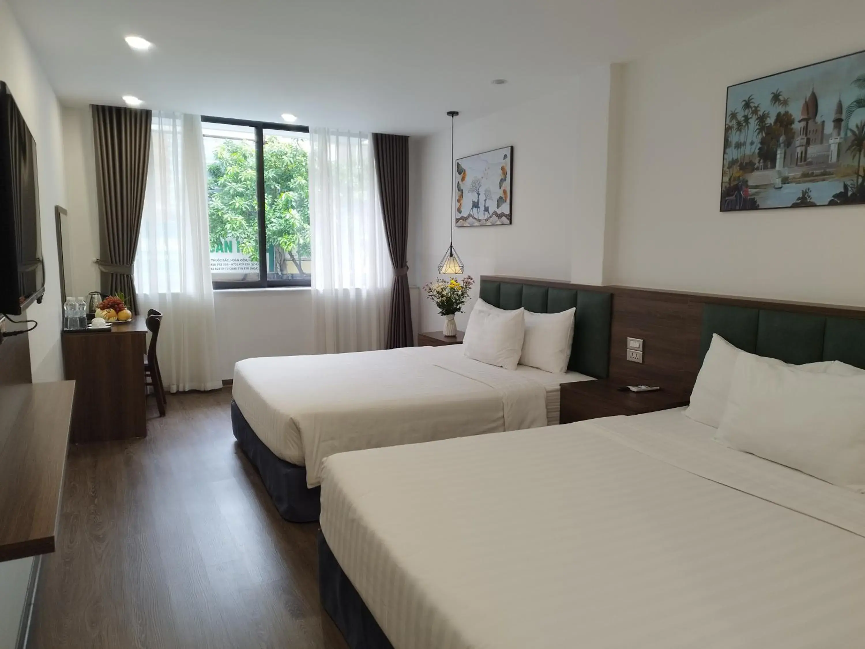 Twin Room with City View in Hanoi Vacanza Premier Hotel Twin Room with City View in Hanoi Vacanza Premier Hotel
