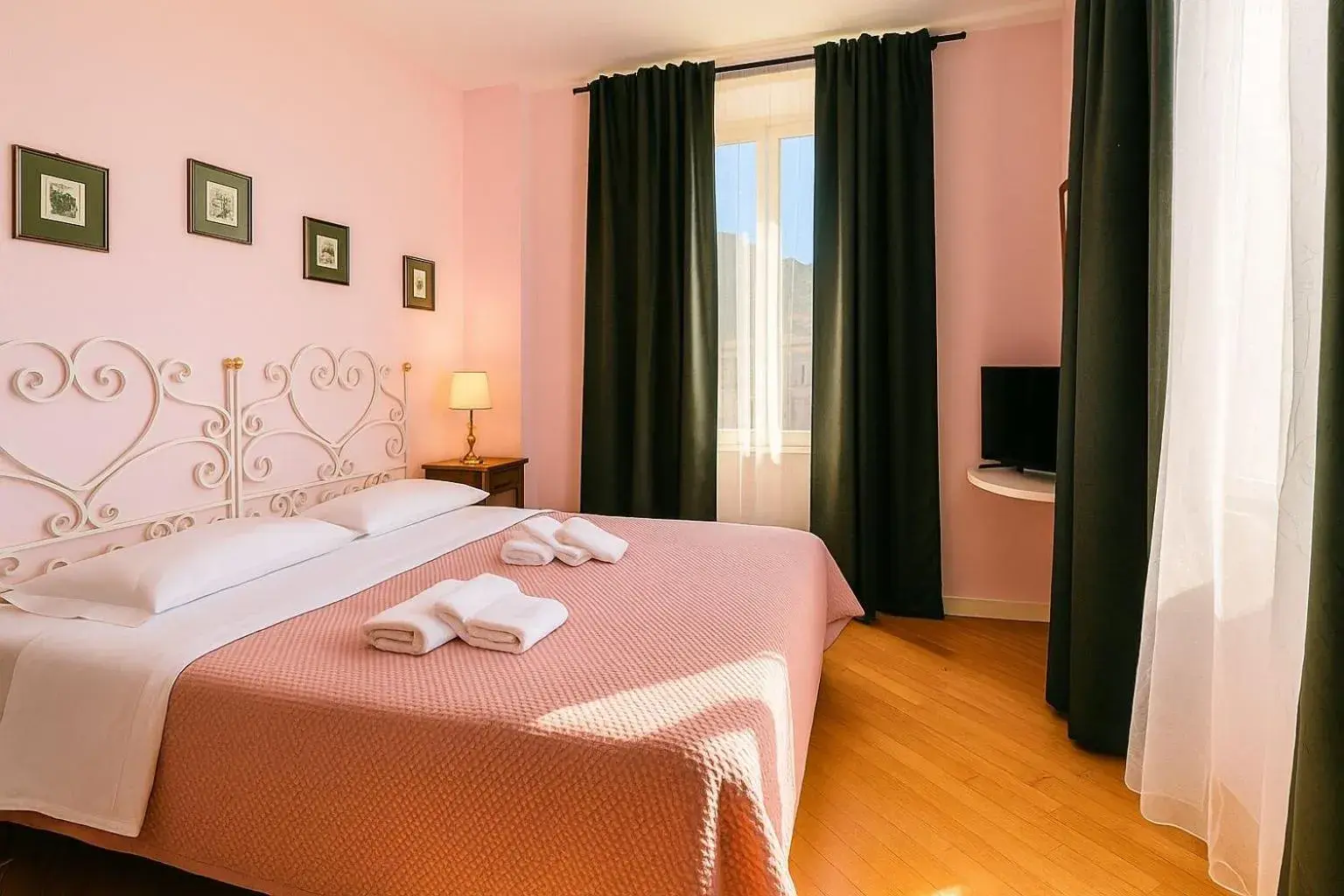 Deluxe Quadruple Room in The Secret Garden Relais Deluxe Quadruple Room in The Secret Garden Relais