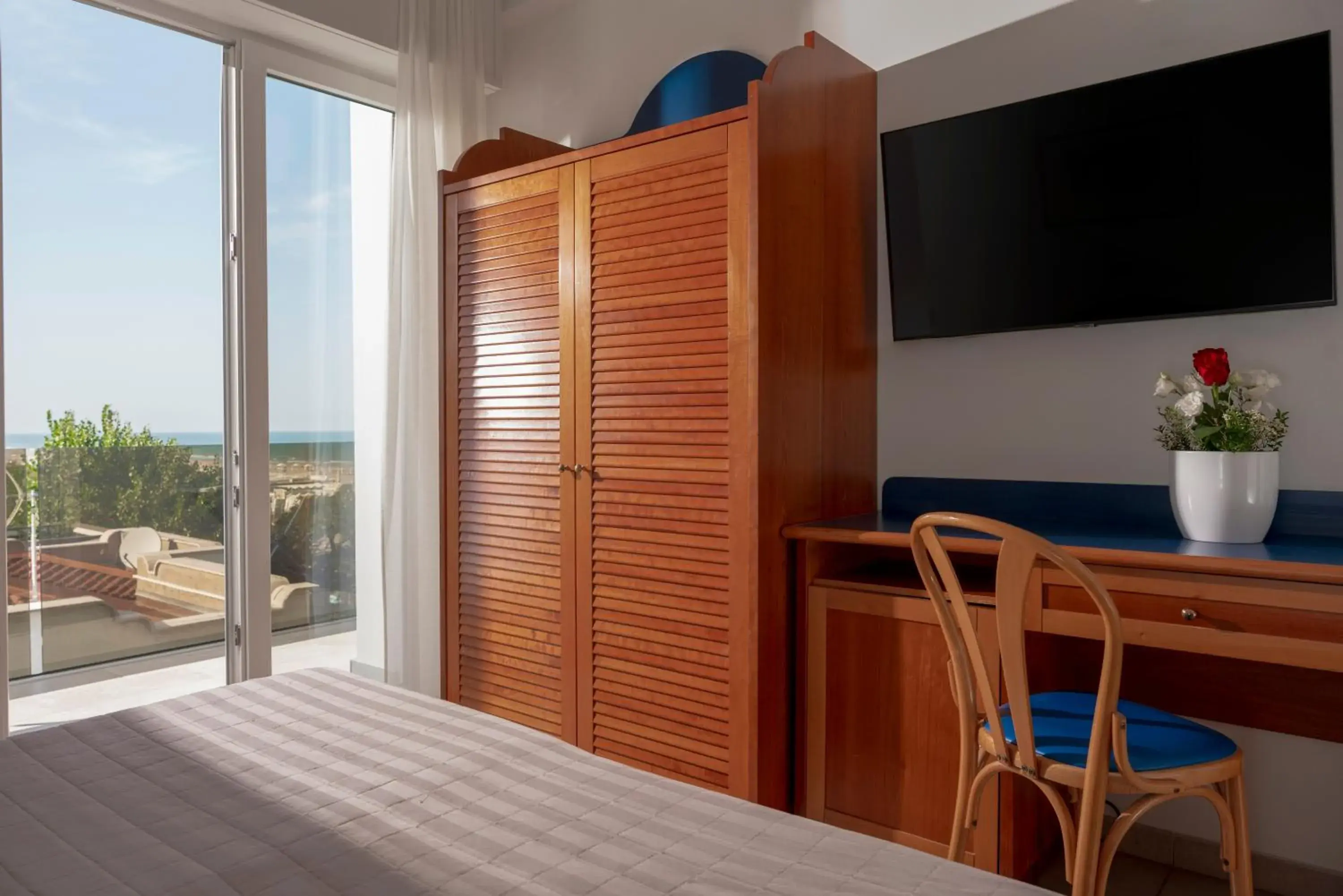 Double or Twin Room with Side Sea View in Hotel Ascot Riccione Double or Twin Room with Side Sea View in Hotel Ascot Riccione