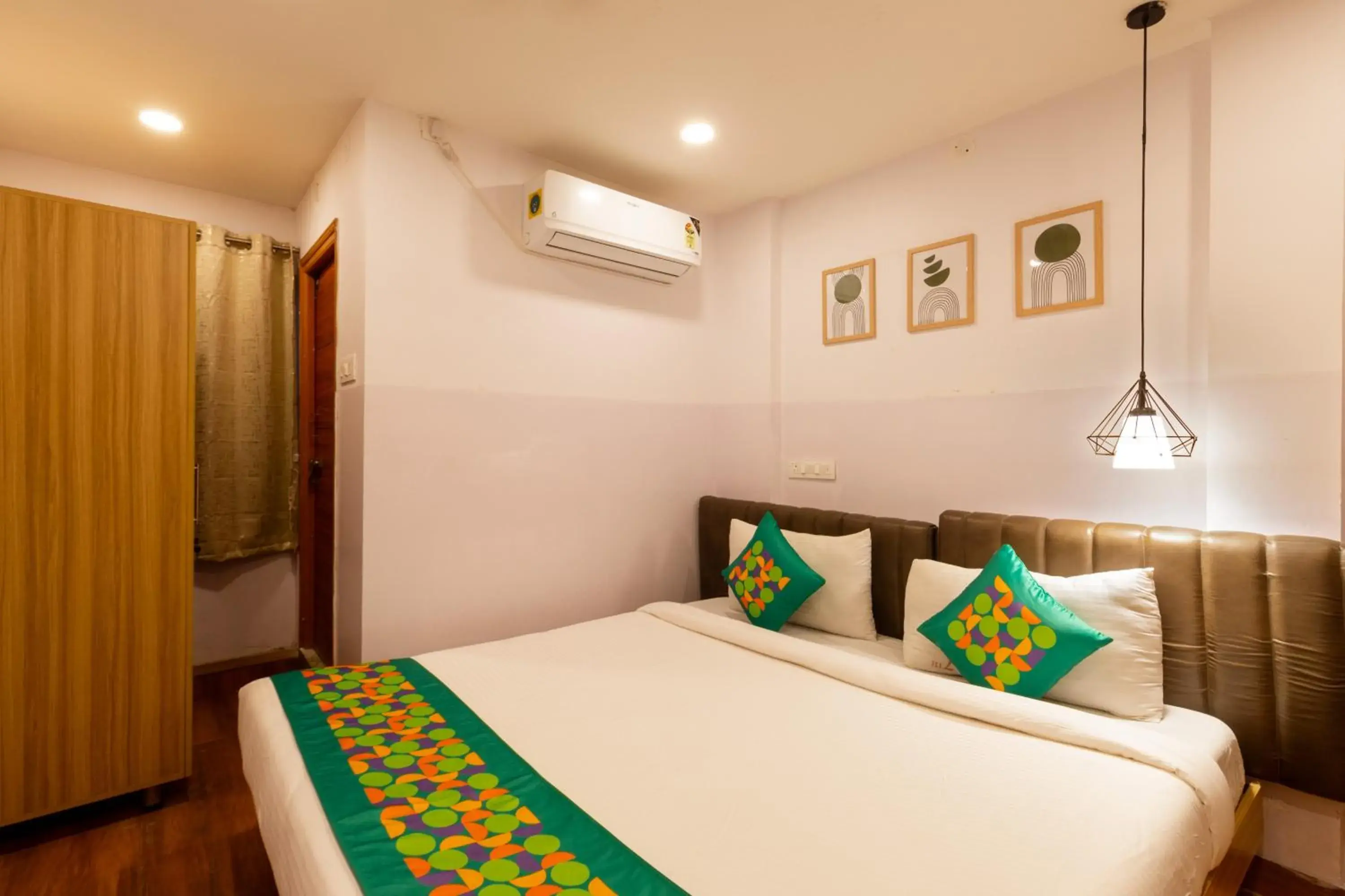 Economy Room with King Bed - single occupancy in Treebo Seventh Heaven Kukatpally Economy Room with King Bed - single occupancy in Treebo Seventh Heaven Kukatpally