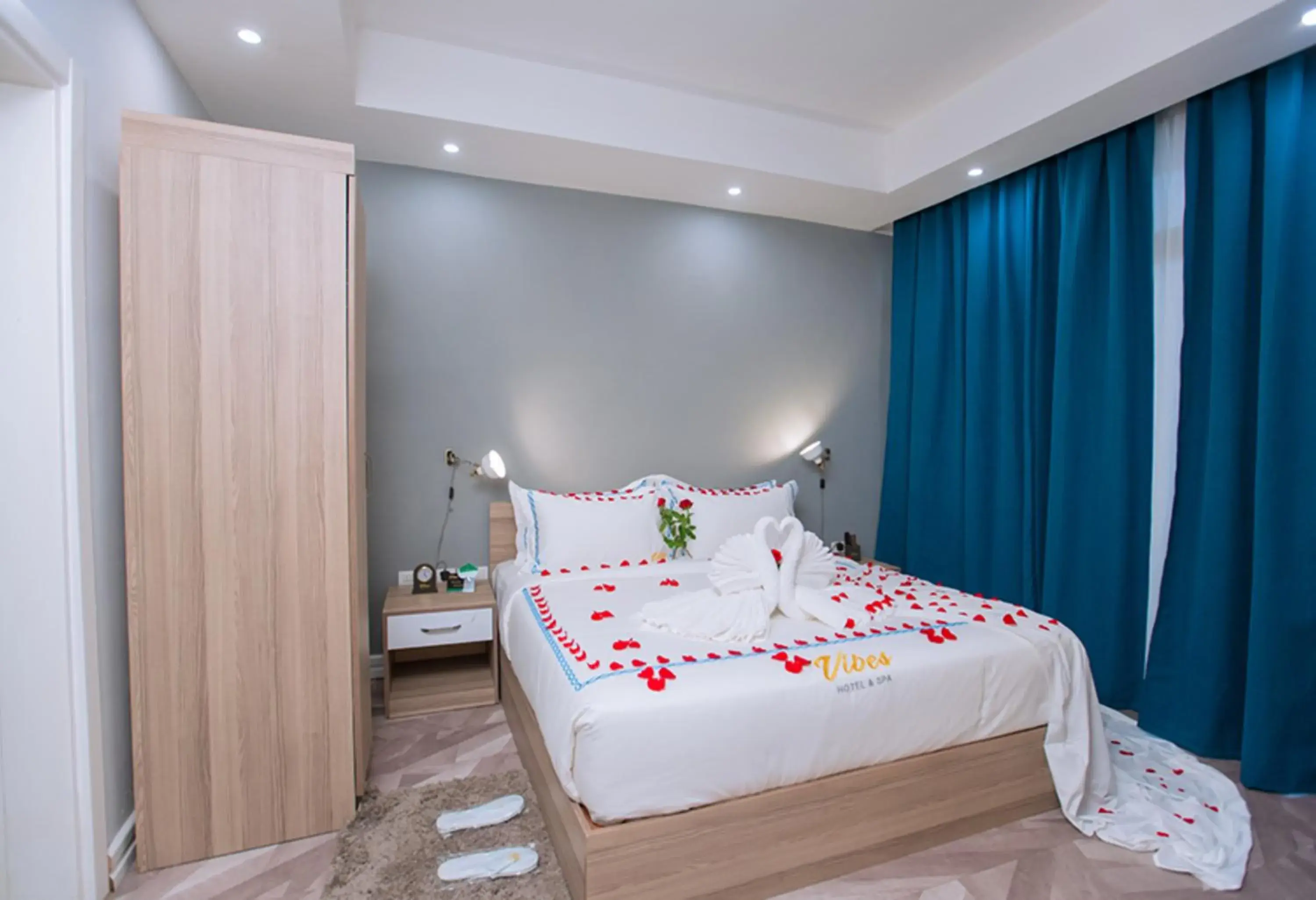 King Room in Vibes Hotel and Spa King Room in Vibes Hotel and Spa