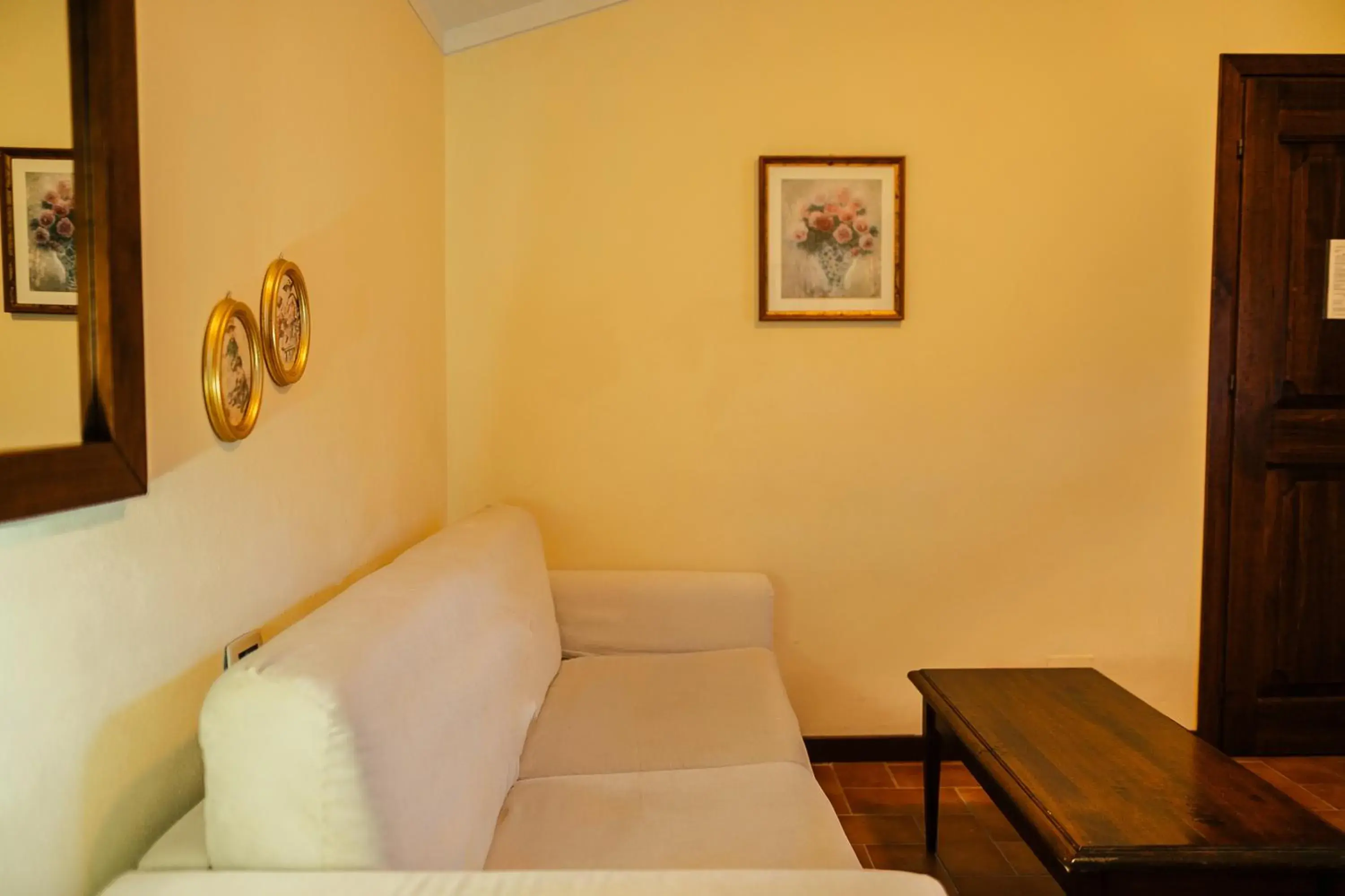 Family Room in Borgo I Tre Baroni - Spa Suites & Resort Family Room in Borgo I Tre Baroni - Spa Suites & Resort