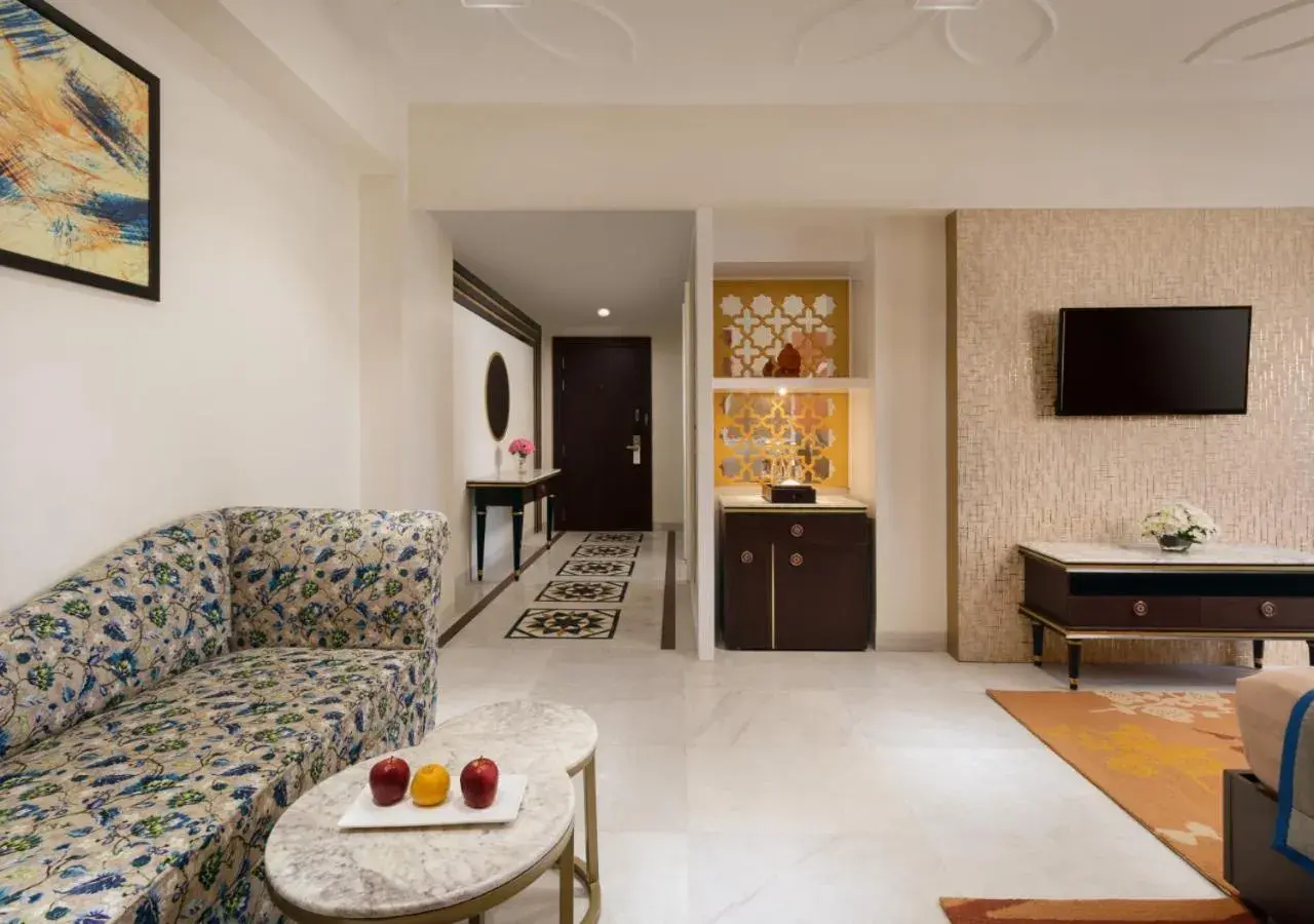 Suite in juSTa Ssatva Resort, Udaipur Suite in juSTa Ssatva Resort, Udaipur