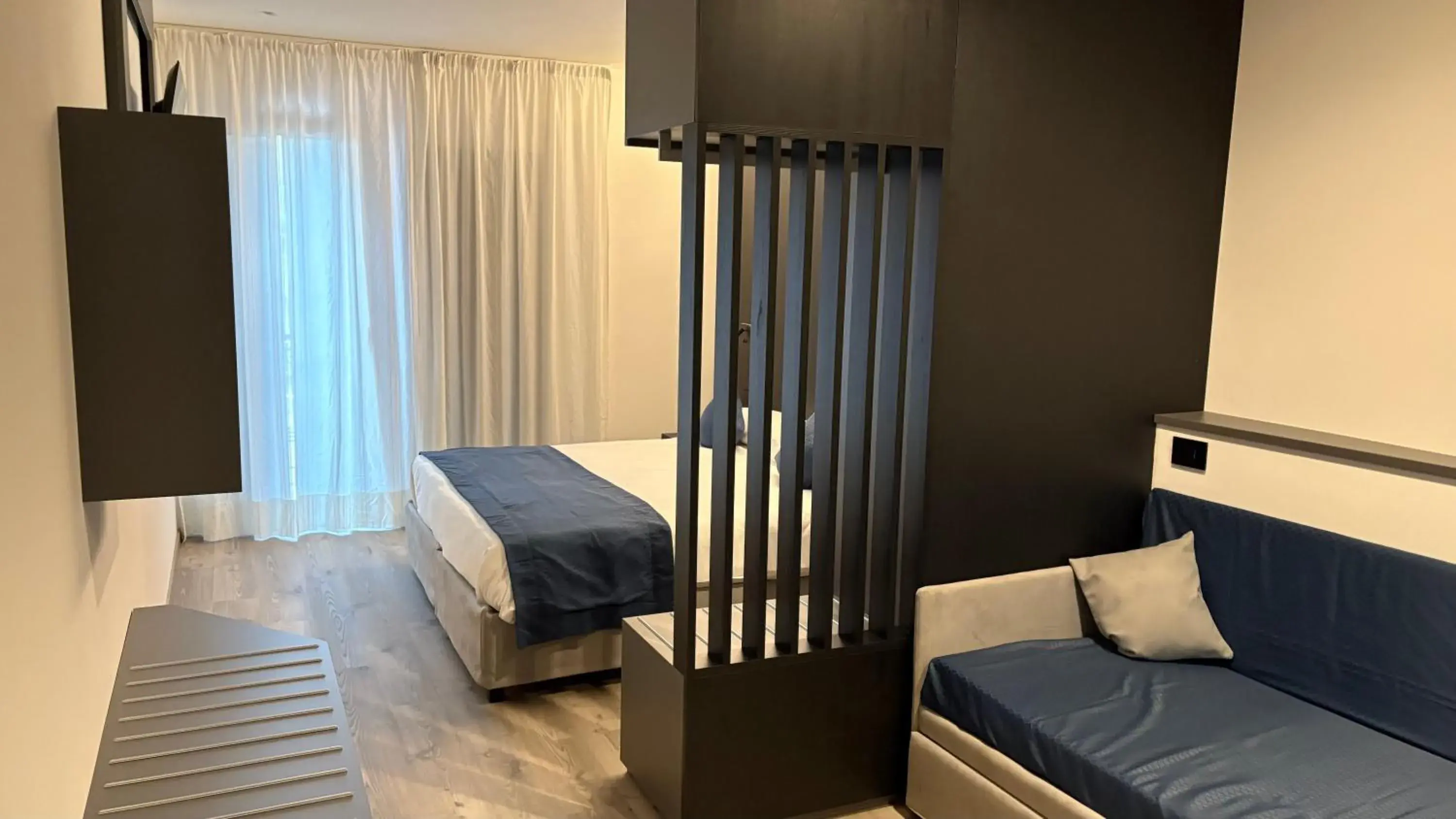 Suite with Balcony - single occupancy in Albergo Cappello e Cadore Suite with Balcony - single occupancy in Albergo Cappello e Cadore