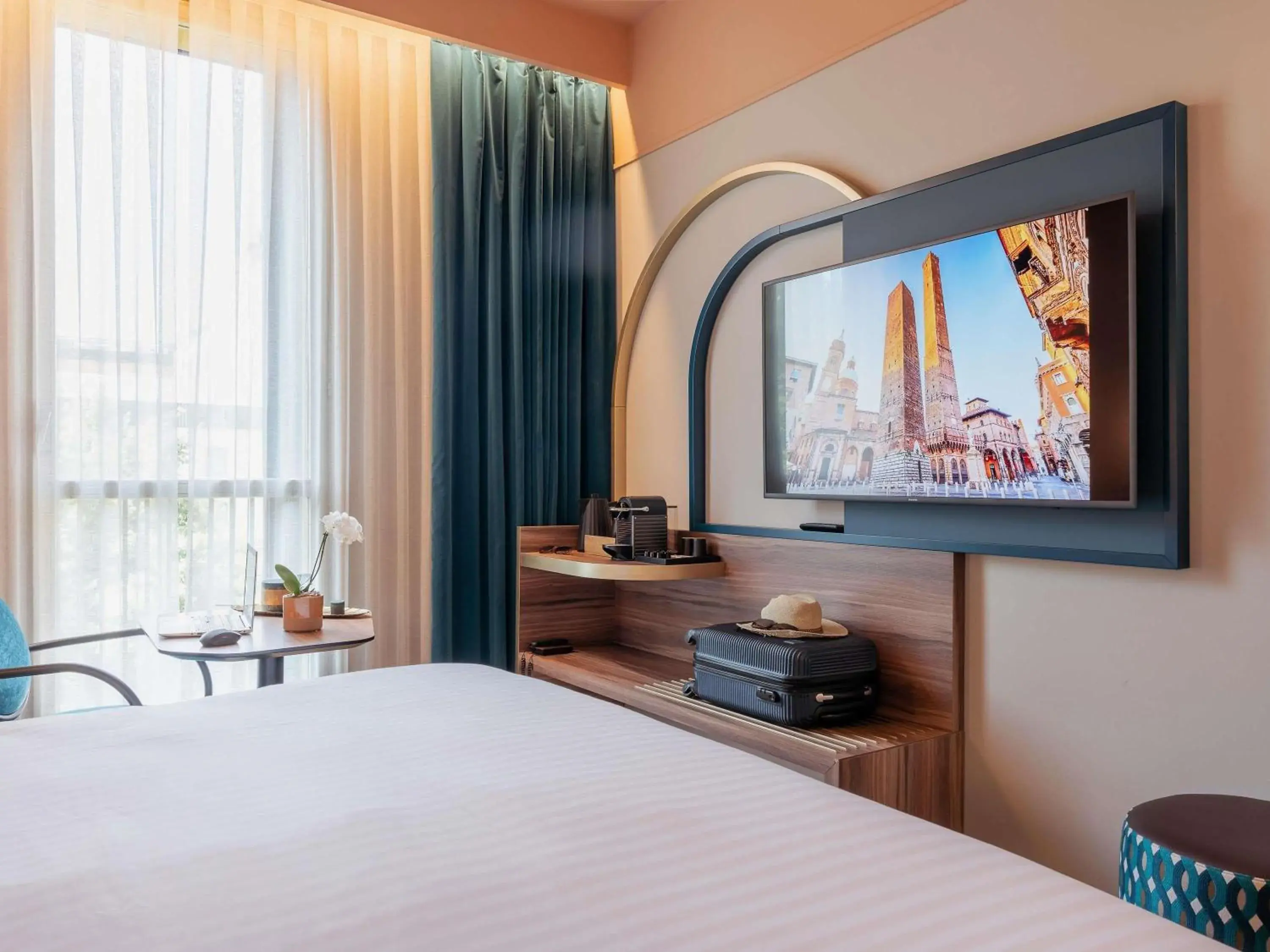 Superior Single Room in Mercure Bologna Centro Superior Single Room in Mercure Bologna Centro