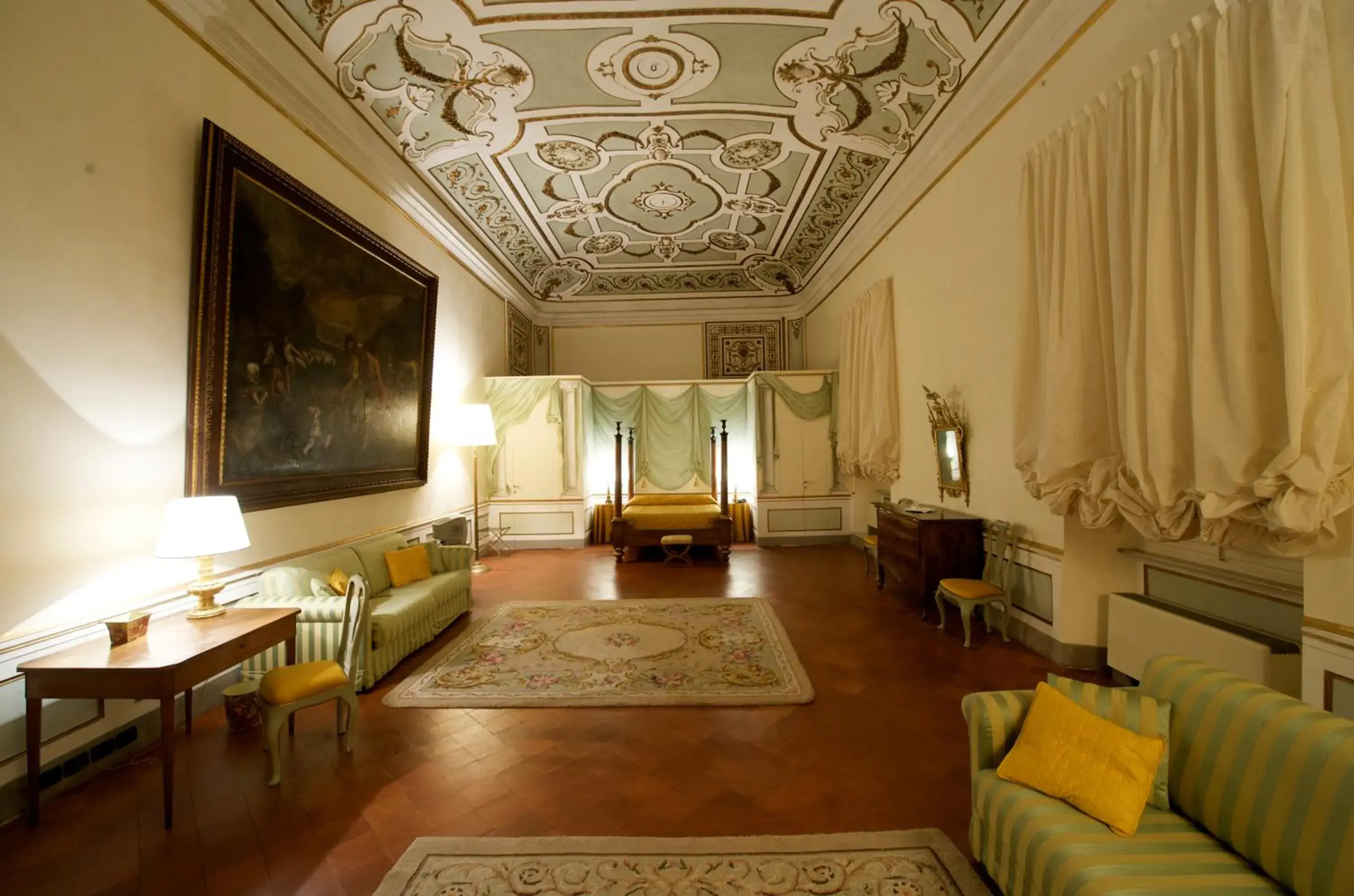 Palazzo Tucci Residenza d'epoca Palazzo Tucci Residenza d'epoca
