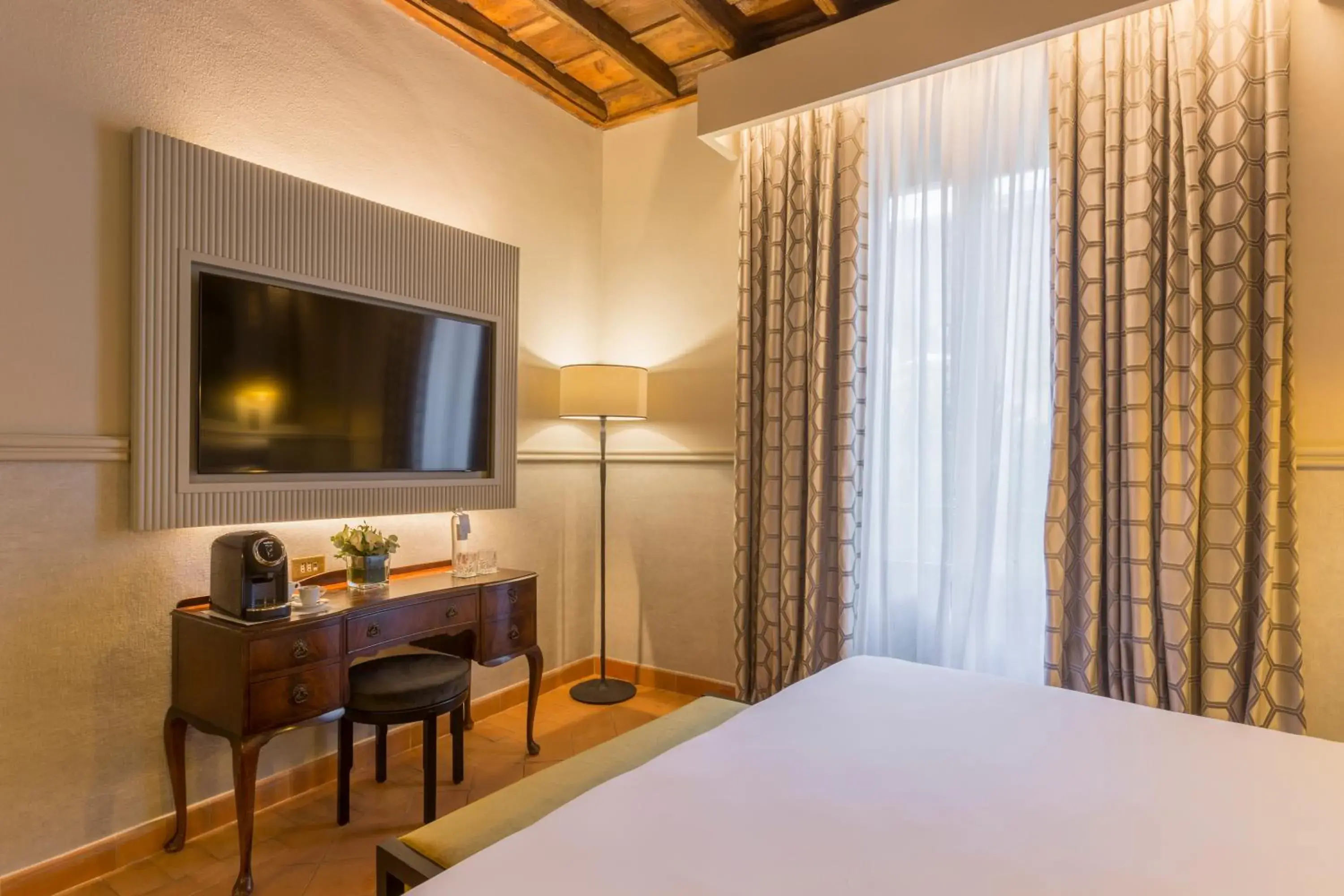 Deluxe Double Room in Donna Camilla Savelli - VRetreats Deluxe Double Room in Donna Camilla Savelli - VRetreats