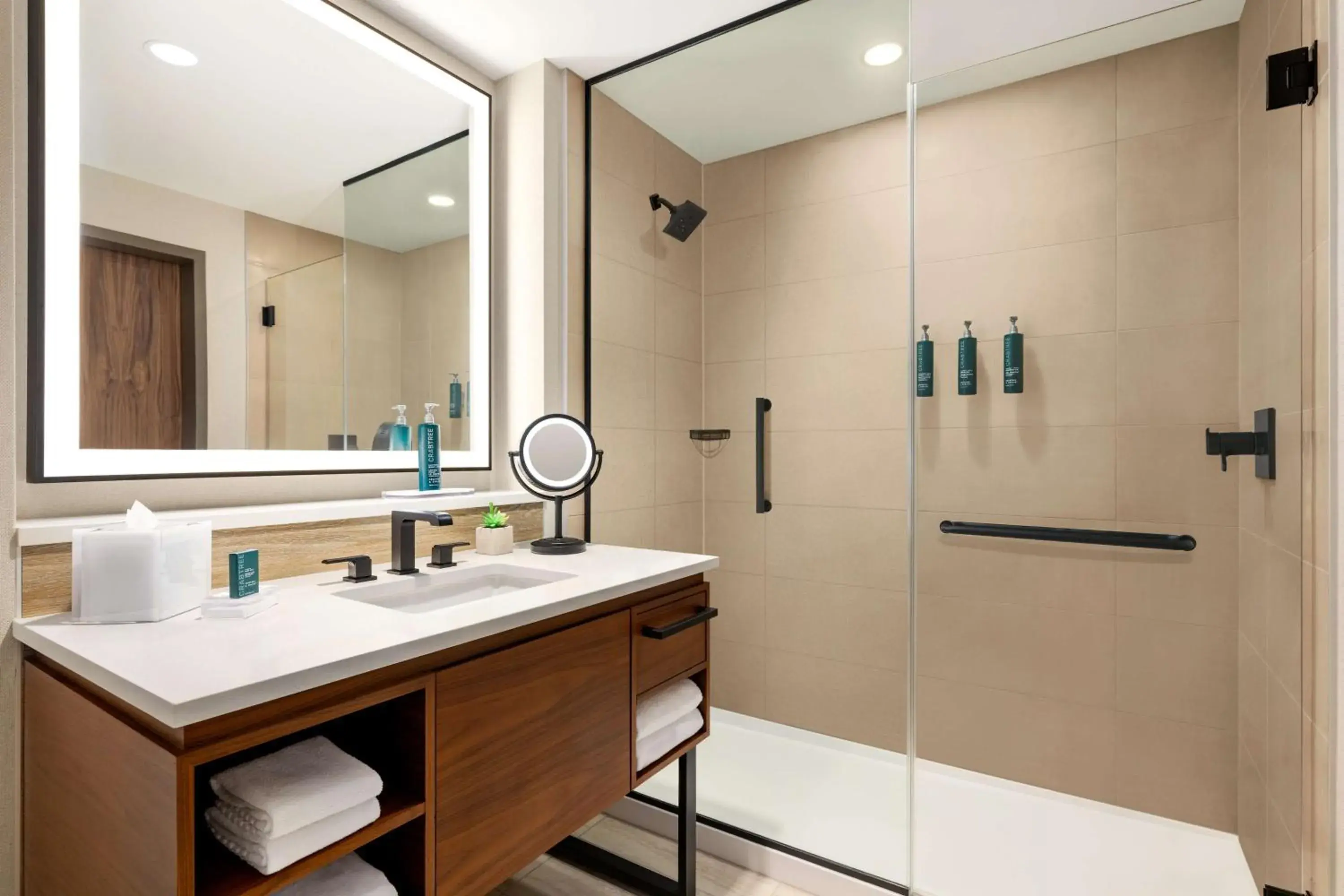 Queen Room with Two Queen Beds and Balcony in Hilton North Scottsdale At Cavasson Queen Room with Two Queen Beds and Balcony in Hilton North Scottsdale At Cavasson