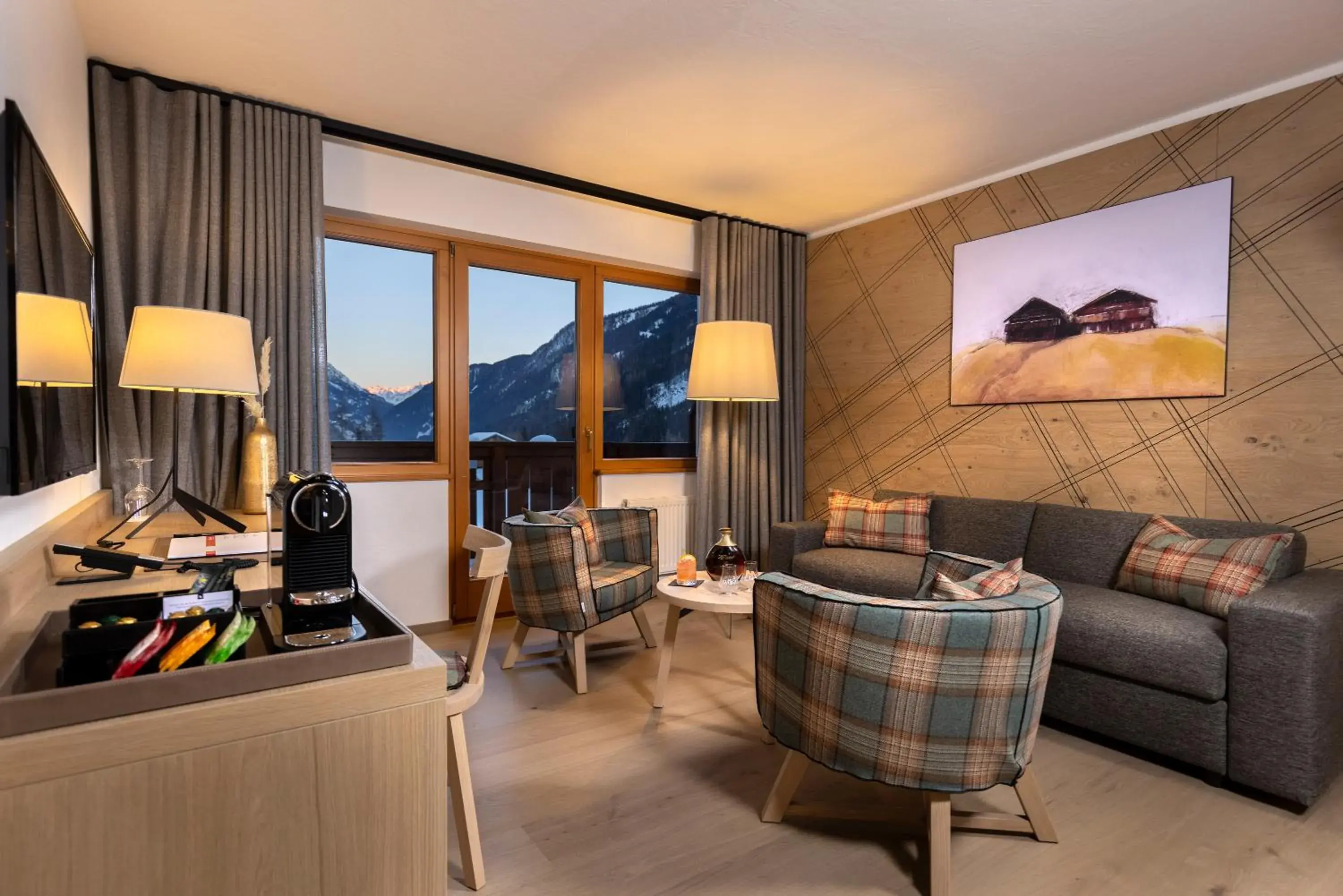 Suite with Balcony in Defereggental Hotel & Resort Suite with Balcony in Defereggental Hotel & Resort