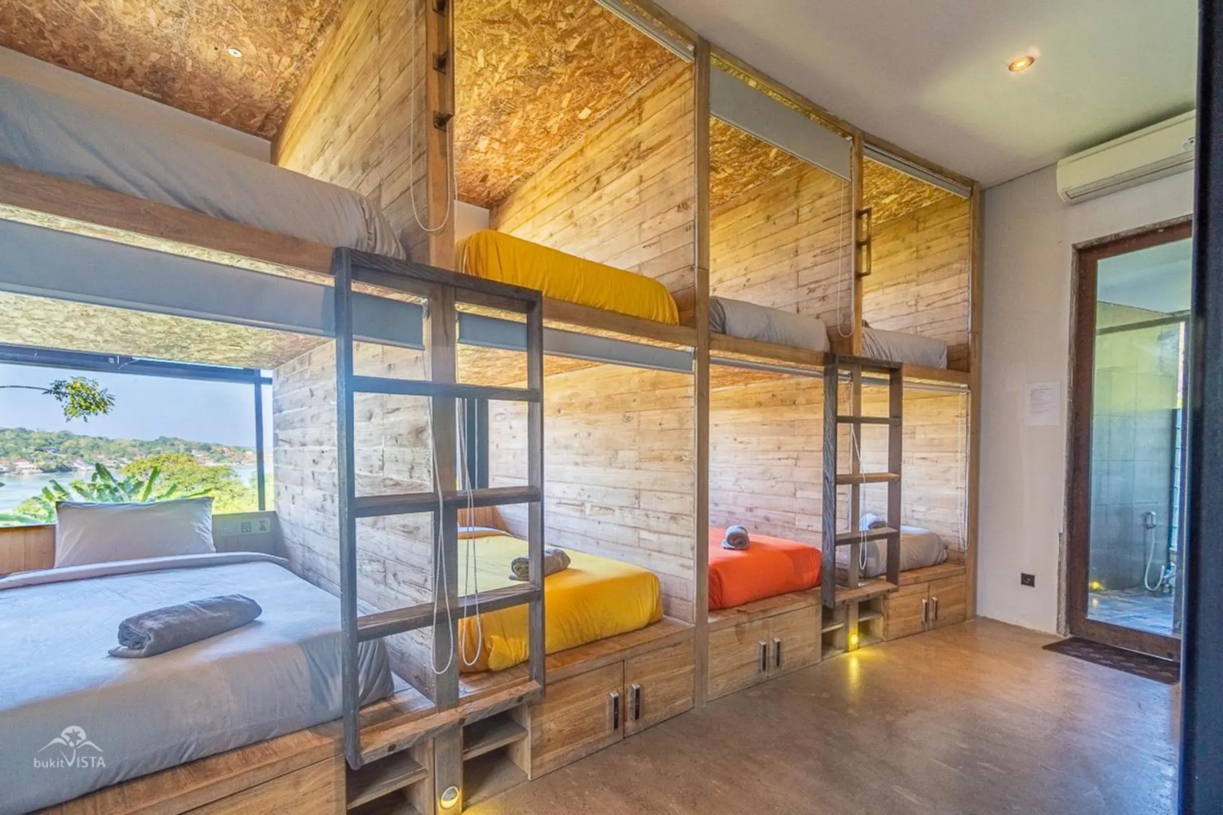 BOX C in Bong Hostel Nusa Lembongan by Bukit Vista BOX C in Bong Hostel Nusa Lembongan by Bukit Vista