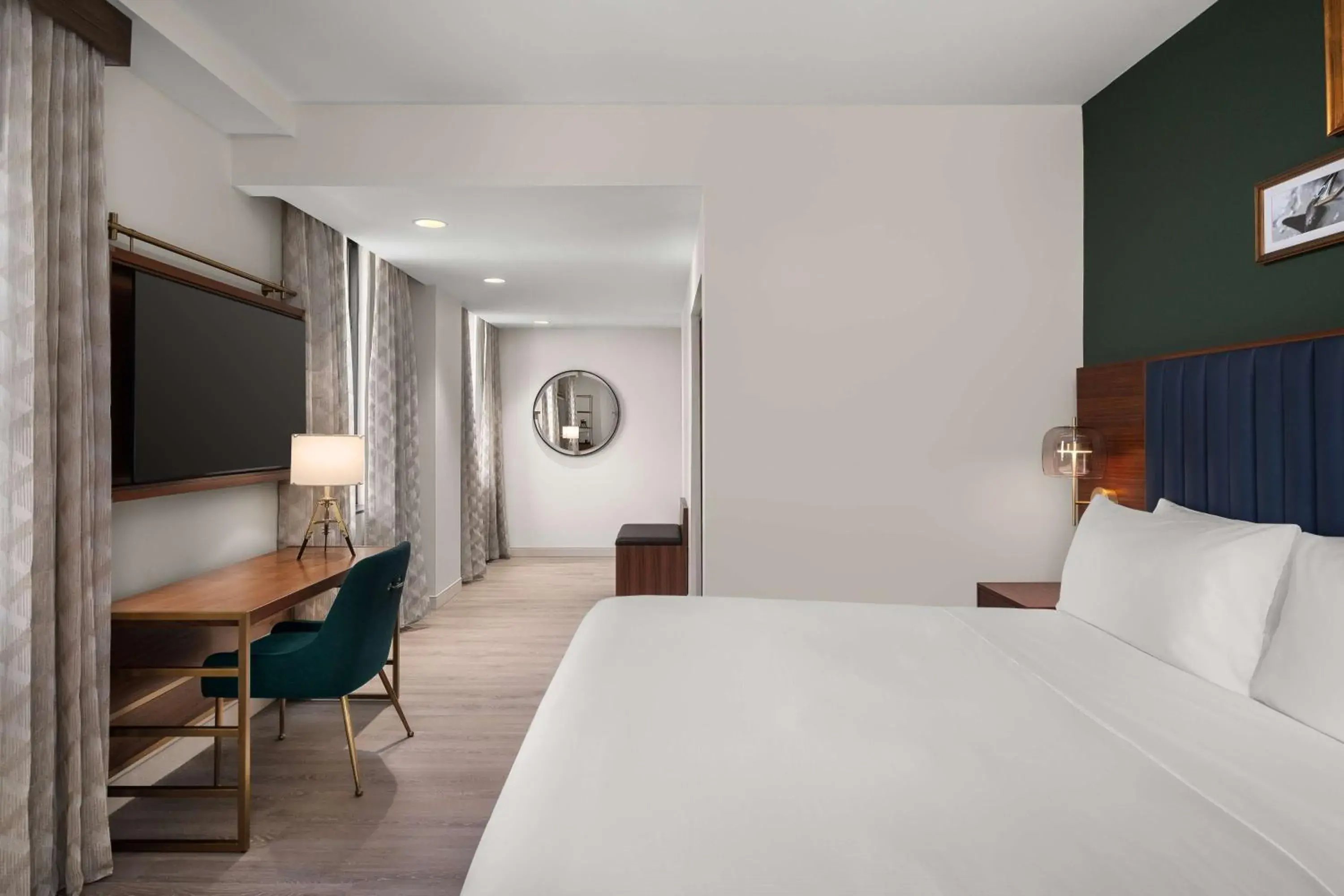 Deluxe King Room in Hotel Ardent Dayton Downtown, Tapestry Collection By Hilton Deluxe King Room in Hotel Ardent Dayton Downtown, Tapestry Collection By Hilton