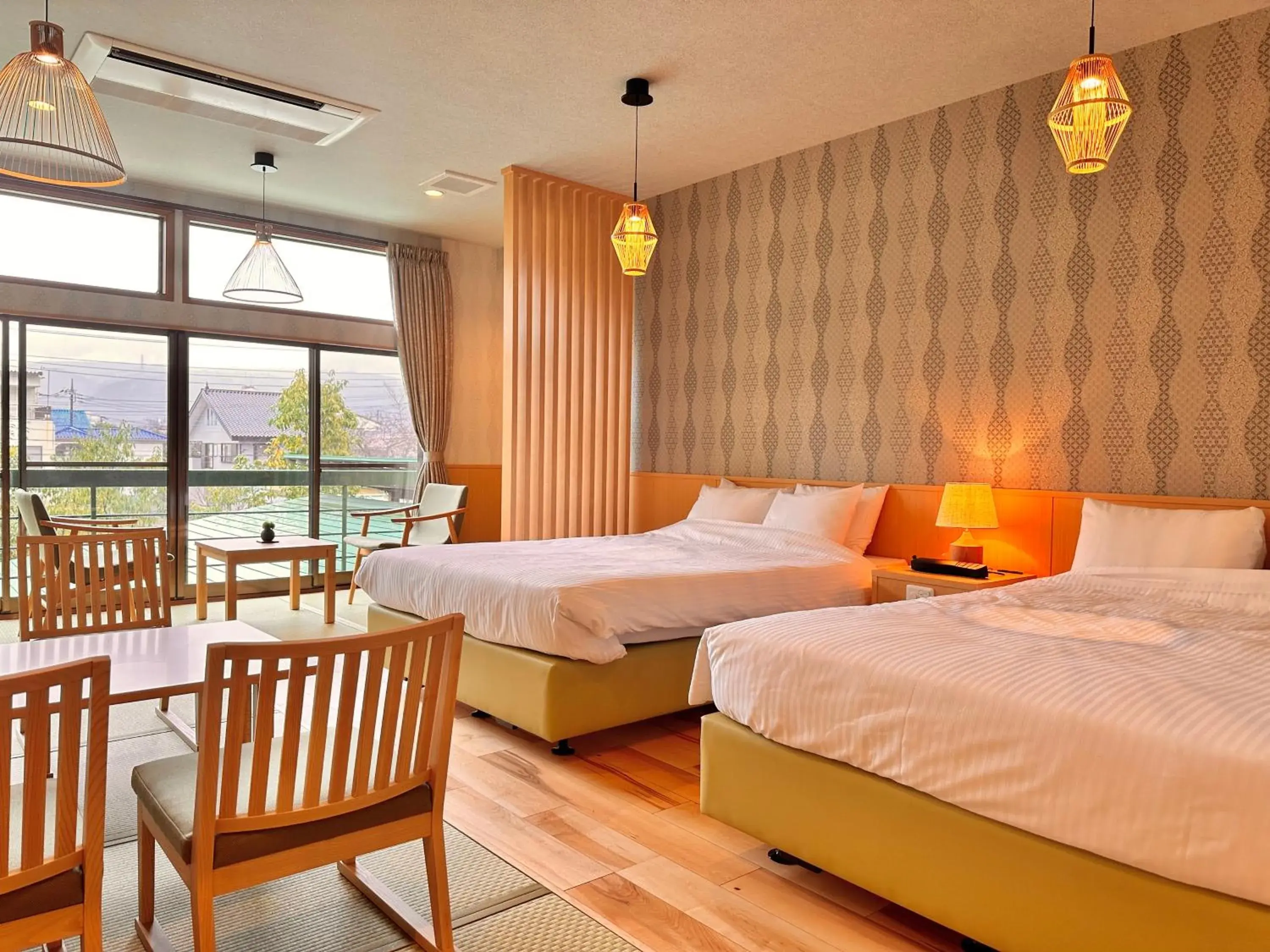 Japanese-Style Twin Room with Tatami Area, Shared Bathroom and Toilet - single occupancy - 2nd Floor in KOUBOUNOYU HONTEN Japanese-Style Twin Room with Tatami Area, Shared Bathroom and Toilet - single occupancy - 2nd Floor in KOUBOUNOYU HONTEN