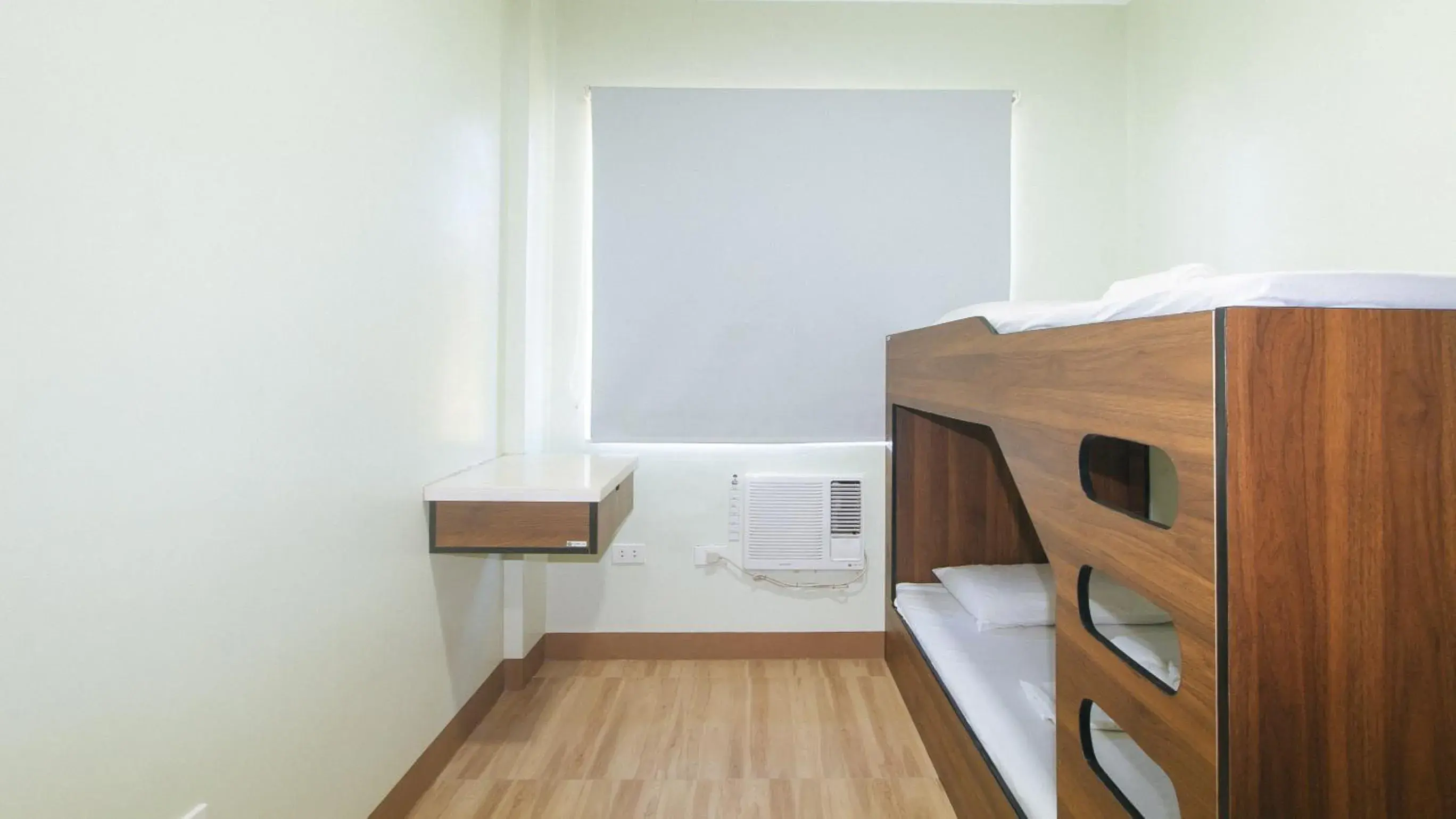 Twin Room in Mahayahay Lodge and Restaurant Twin Room in Mahayahay Lodge and Restaurant