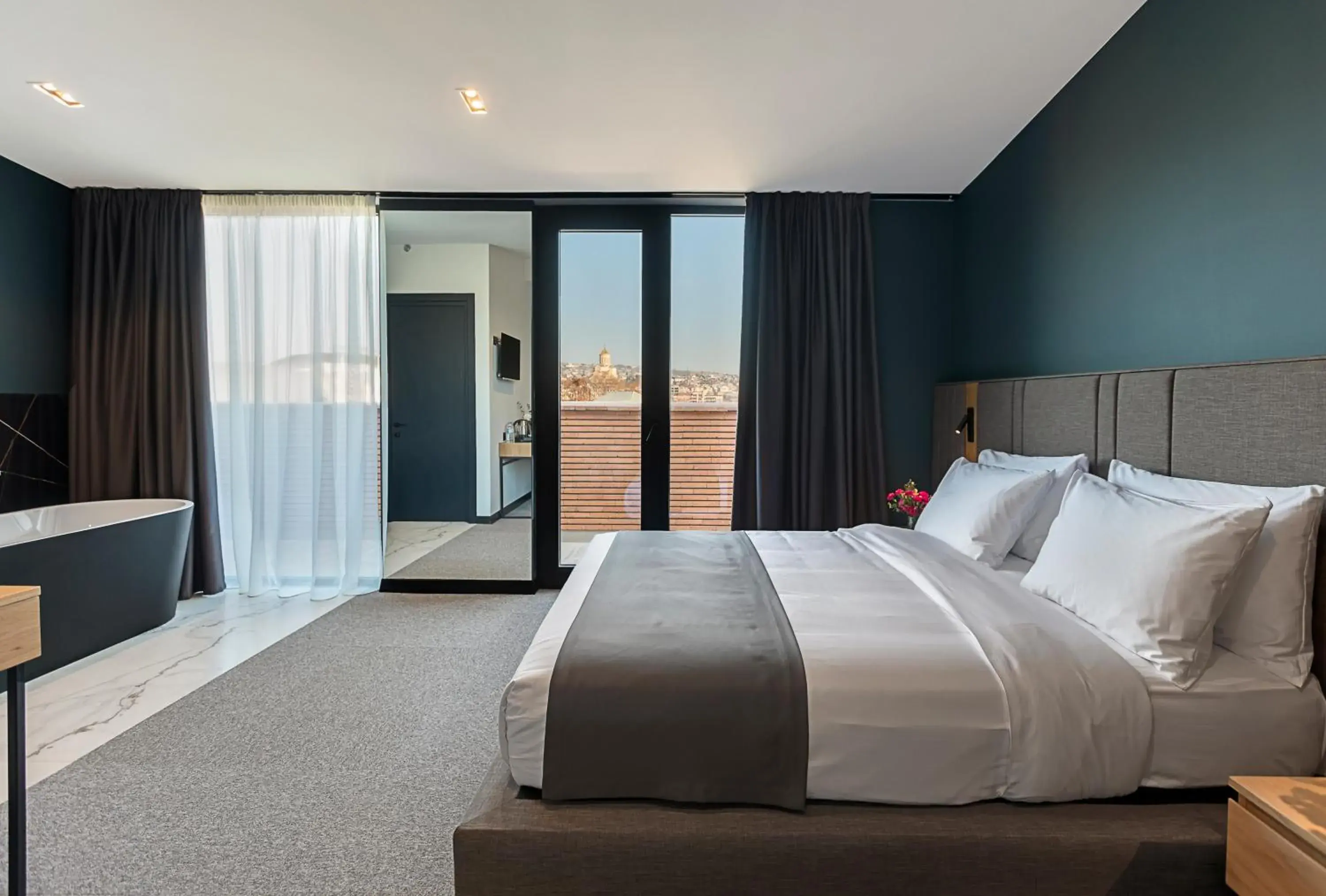 Deluxe Double Room with Bath in Graf Hotel Deluxe Double Room with Bath in Graf Hotel