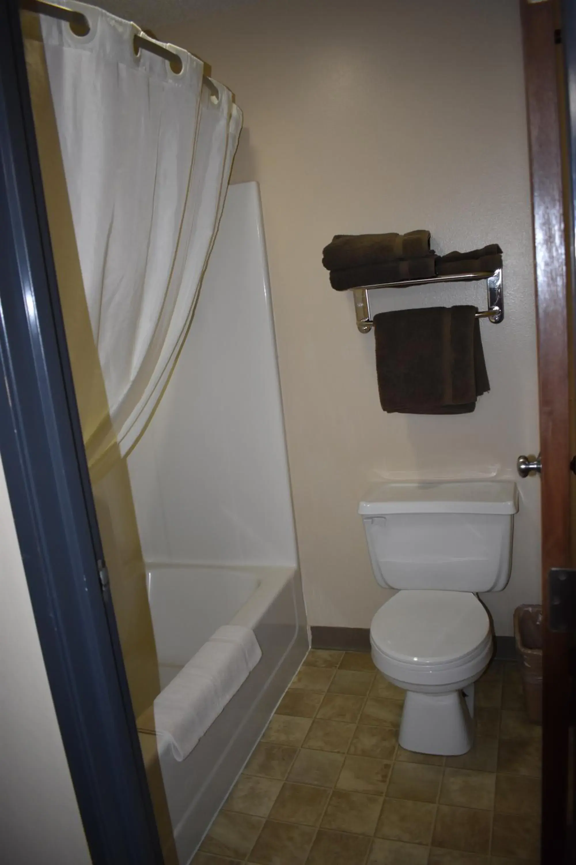 Double Room with Two Double Beds - single occupancy in Heartland Hotel & Suites Double Room with Two Double Beds - single occupancy in Heartland Hotel & Suites