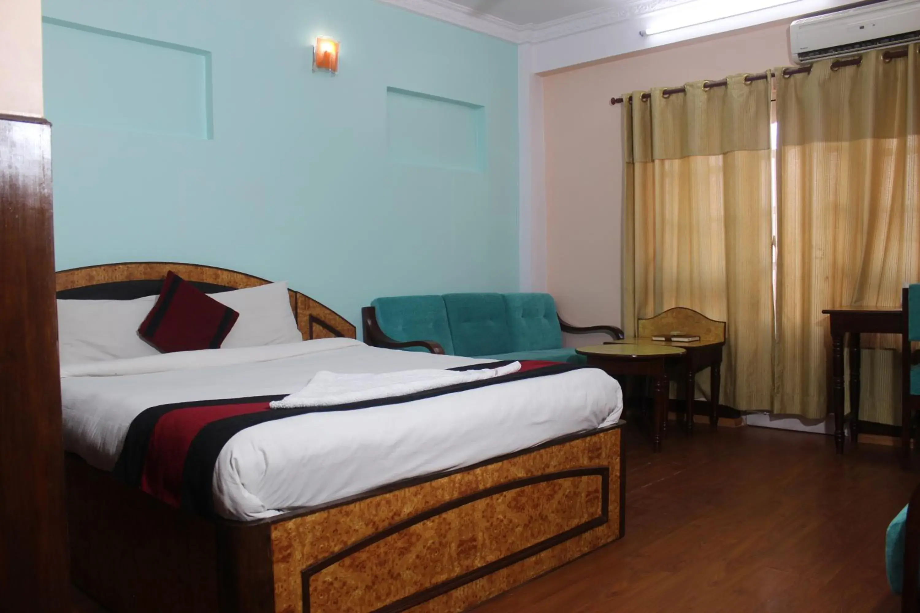 Deluxe Double Room in Hotel Mudkhu Durbar Deluxe Double Room in Hotel Mudkhu Durbar