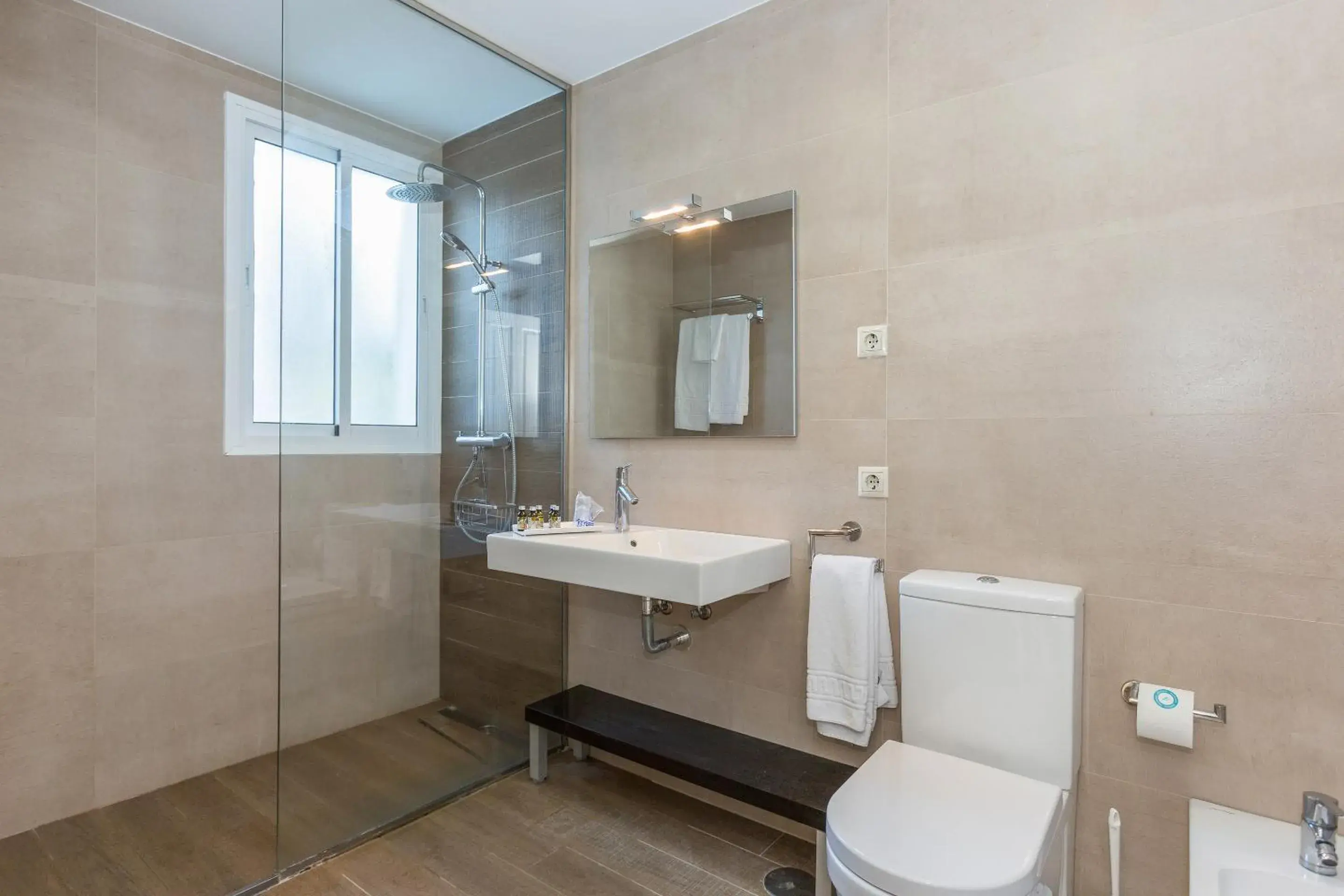 Superior One-Bedroom Apartment (3 Adults) in Ona Alanda Club Marbella Superior One-Bedroom Apartment (3 Adults) in Ona Alanda Club Marbella