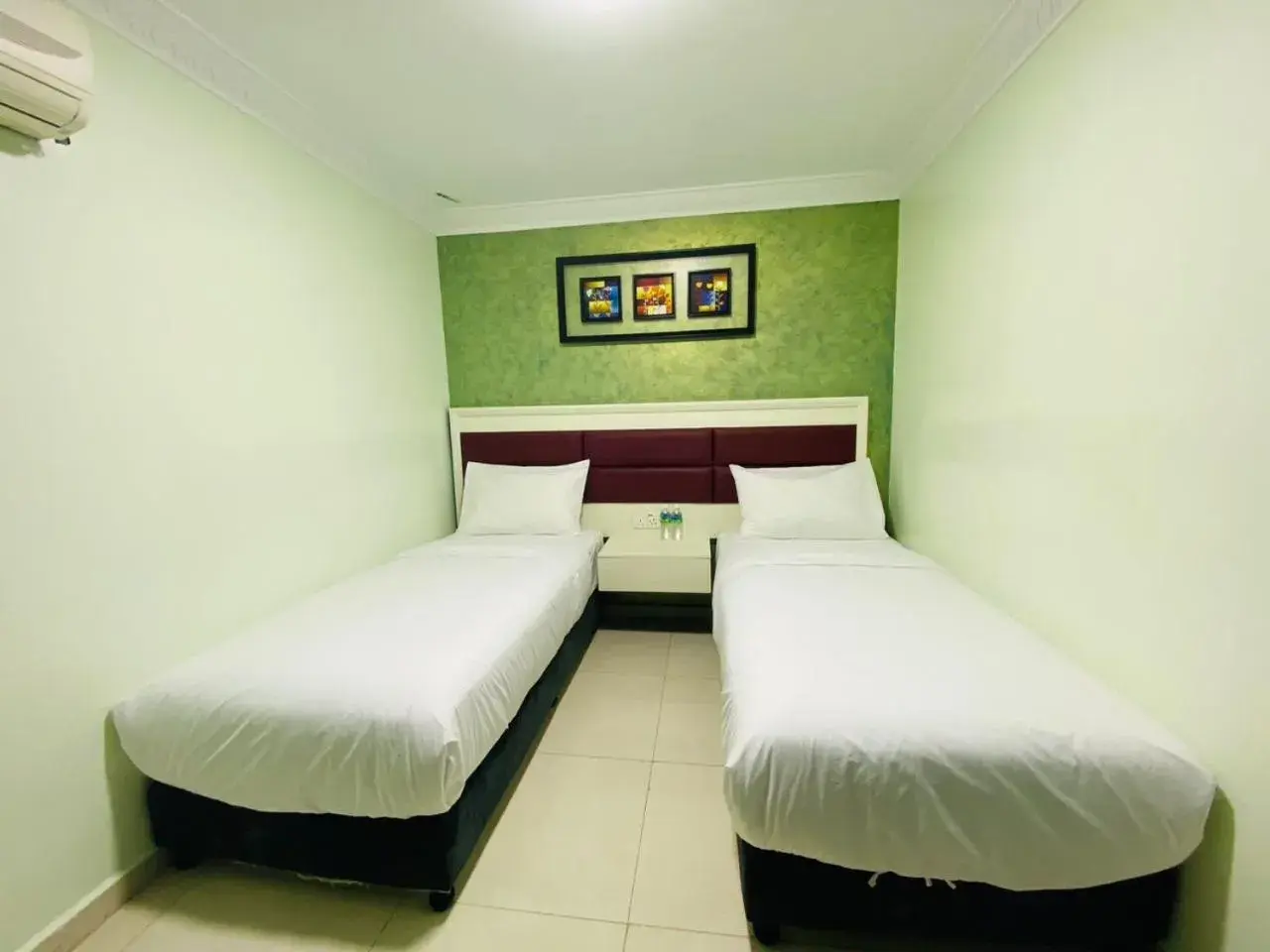 Standard Twin Room in Surya Boutique Hotel Klang Standard Twin Room in Surya Boutique Hotel Klang