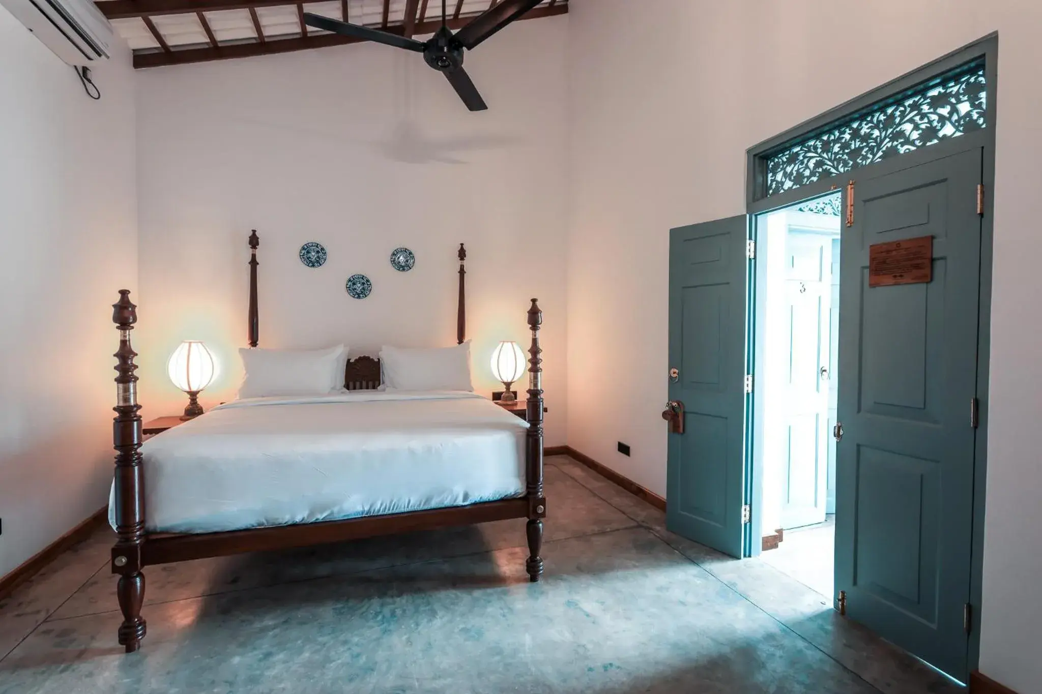 Superior King Room in Moi Talpe by DBI Superior King Room in Moi Talpe by DBI