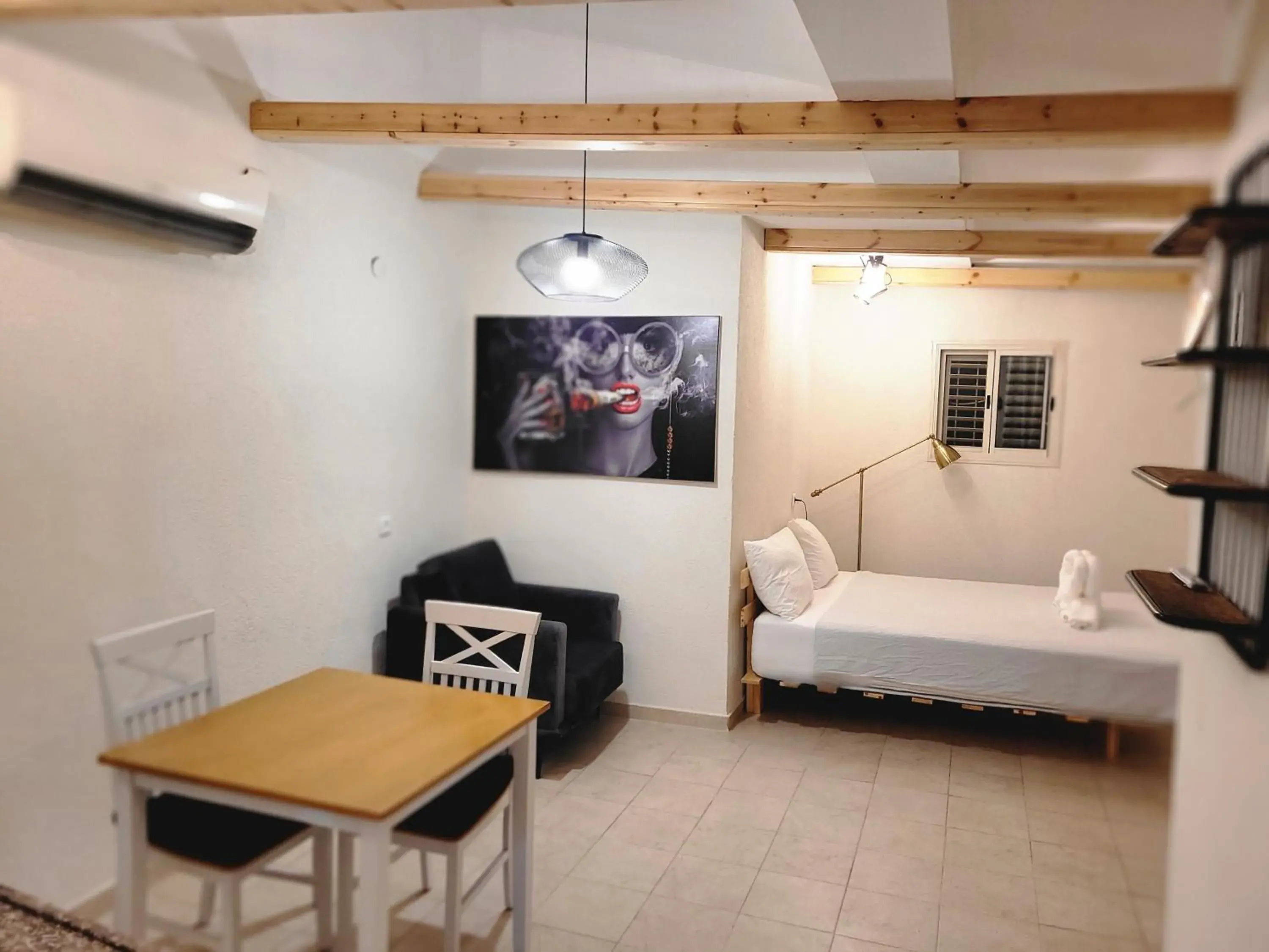 Deluxe Apartment in Maya Guest House - German Colony & Baháí Gardens, Haifa Deluxe Apartment in Maya Guest House - German Colony & Baháí Gardens, Haifa