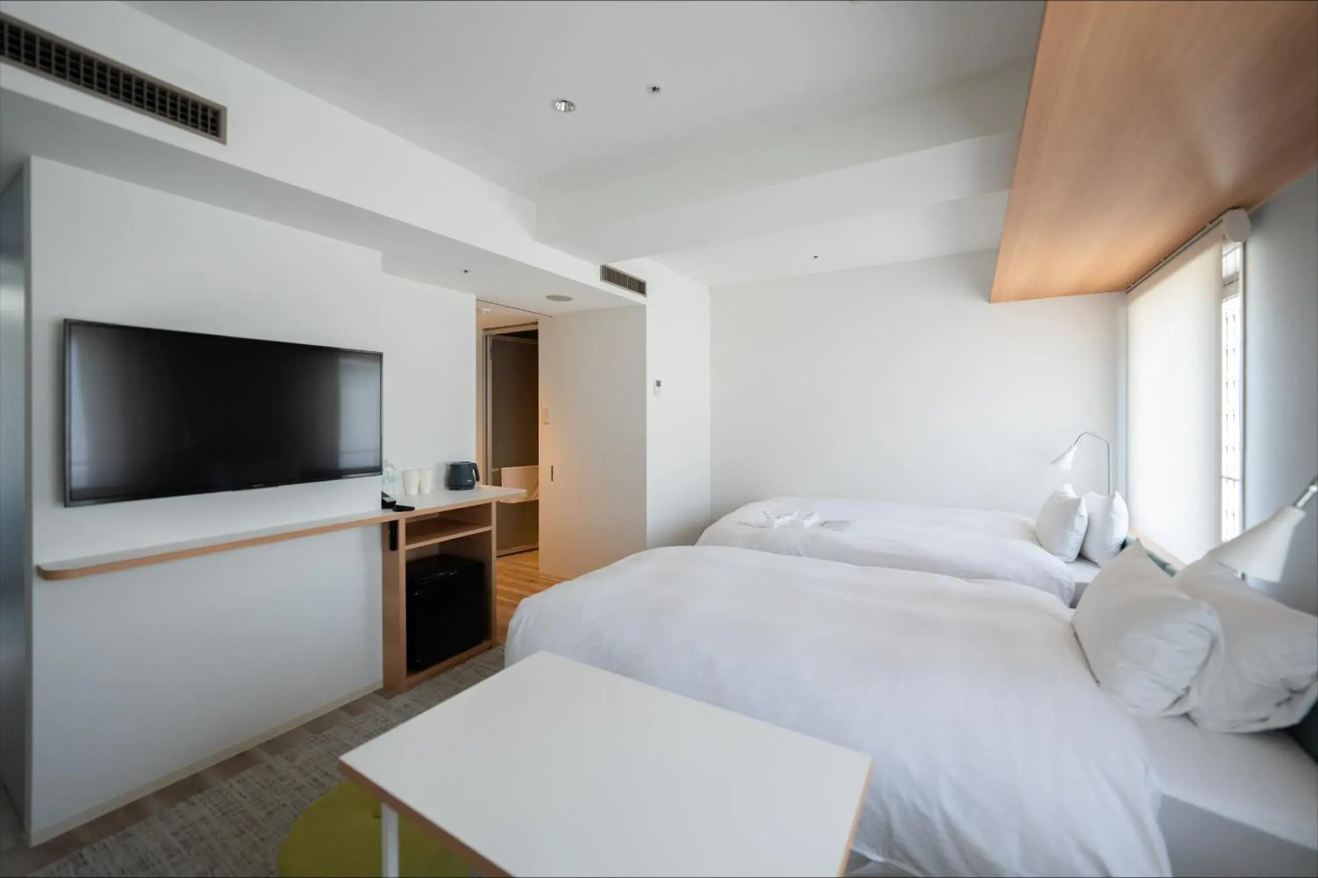 Deluxe Twin Room with Buffet Breakfast - single occupancy in Prince Smart Inn Osaka Yodoyabashi Deluxe Twin Room with Buffet Breakfast - single occupancy in Prince Smart Inn Osaka Yodoyabashi