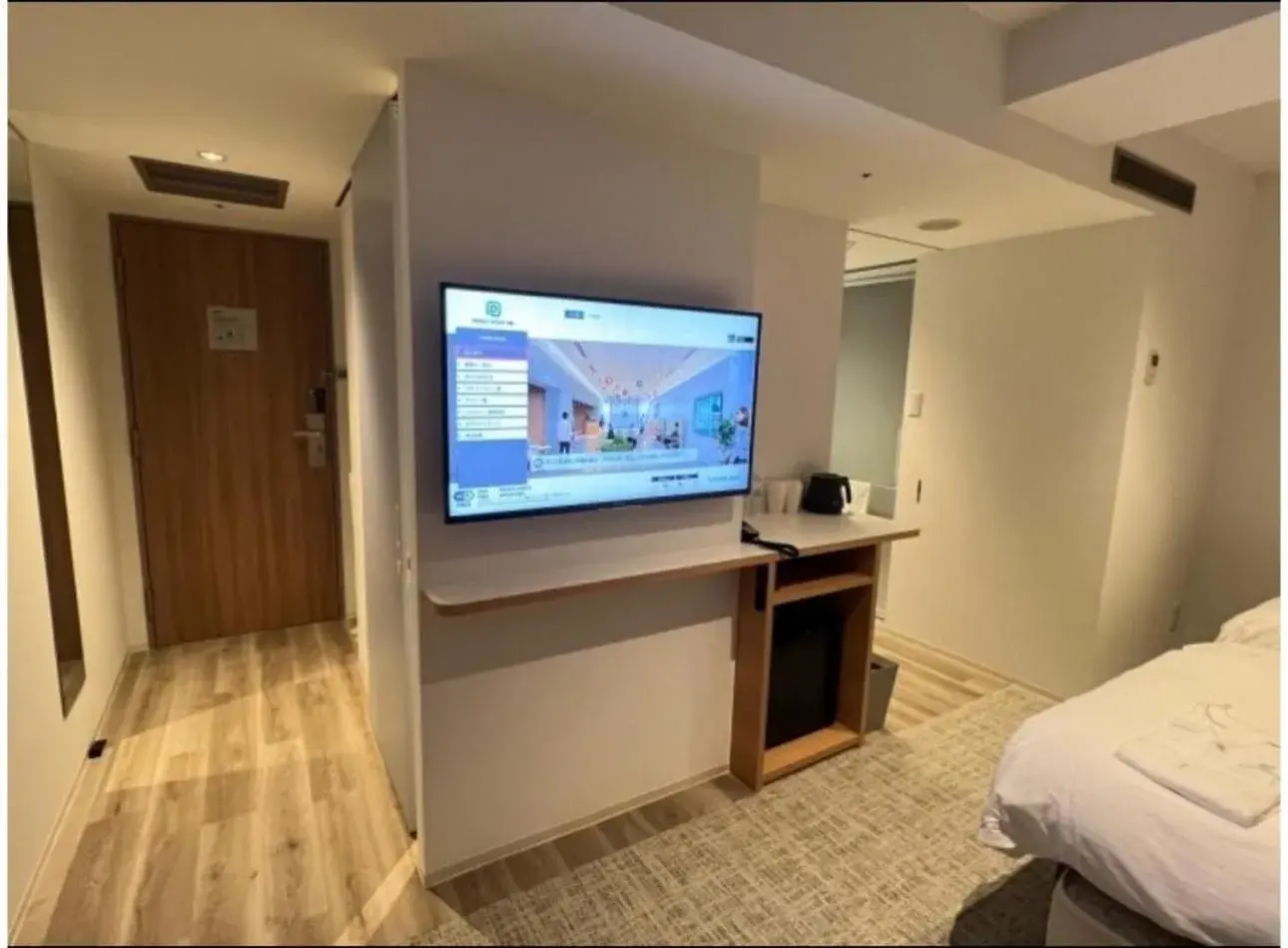 Deluxe Twin Room with Complimentary Breakfast in Prince Smart Inn Osaka Yodoyabashi Deluxe Twin Room with Complimentary Breakfast in Prince Smart Inn Osaka Yodoyabashi