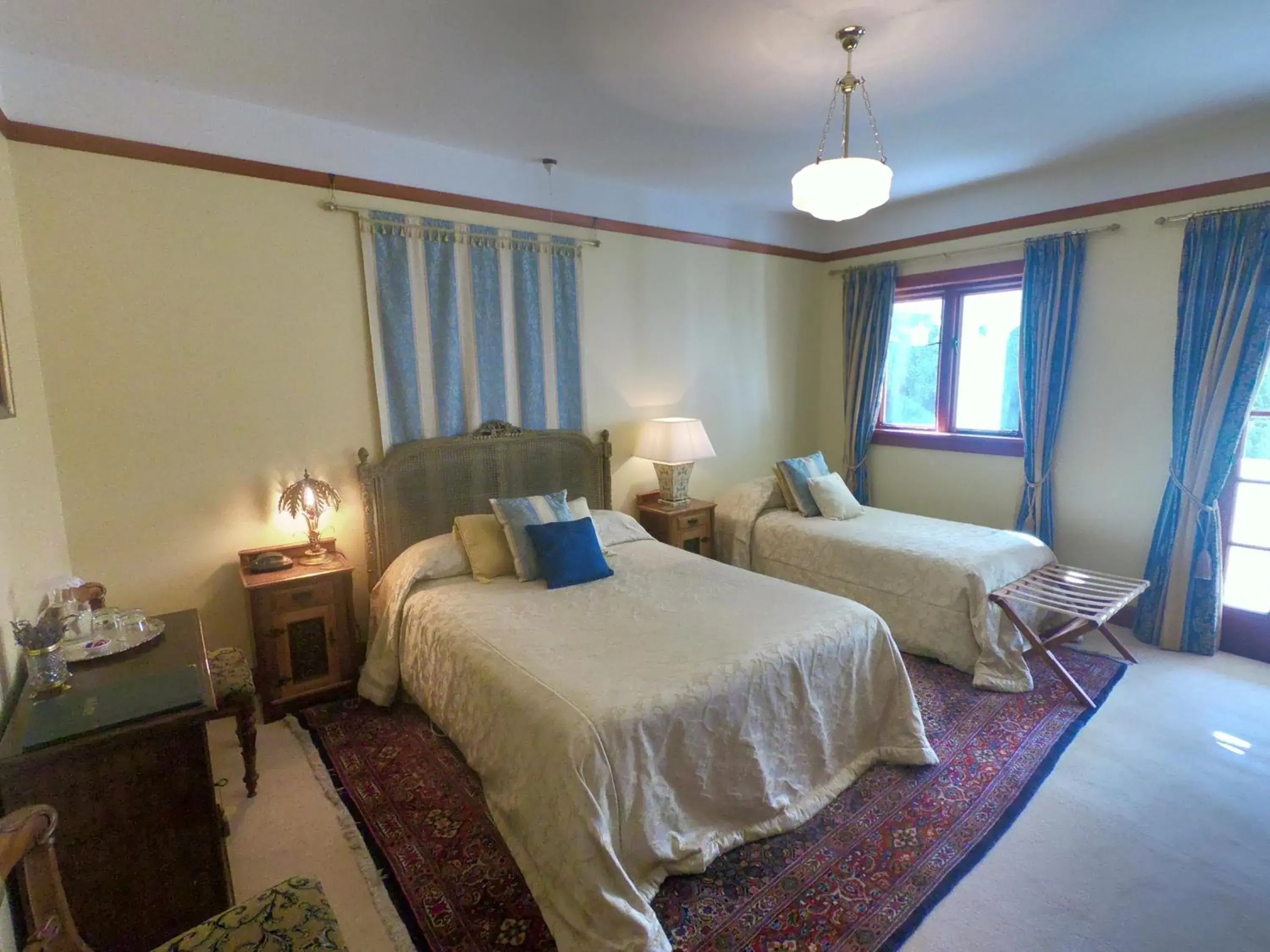 Deluxe Twin Room with Balcony in Gunyah Country Estate Deluxe Twin Room with Balcony in Gunyah Country Estate