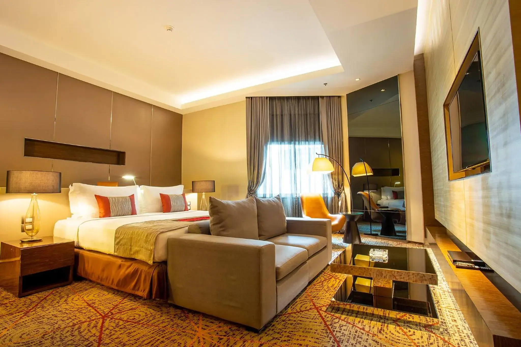 Honeymoon Suite in Graceland Bangkok by Grace Hotel - SHA Extra Plus Honeymoon Suite in Graceland Bangkok by Grace Hotel - SHA Extra Plus