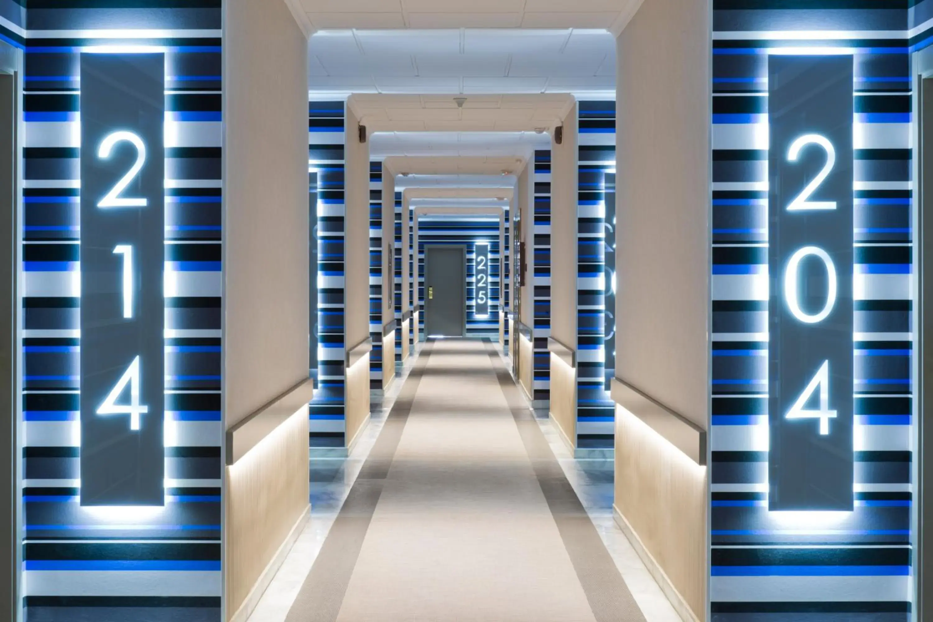 Suite (3 Adults) in Elba Motril Beach & Business Hotel Suite (3 Adults) in Elba Motril Beach & Business Hotel