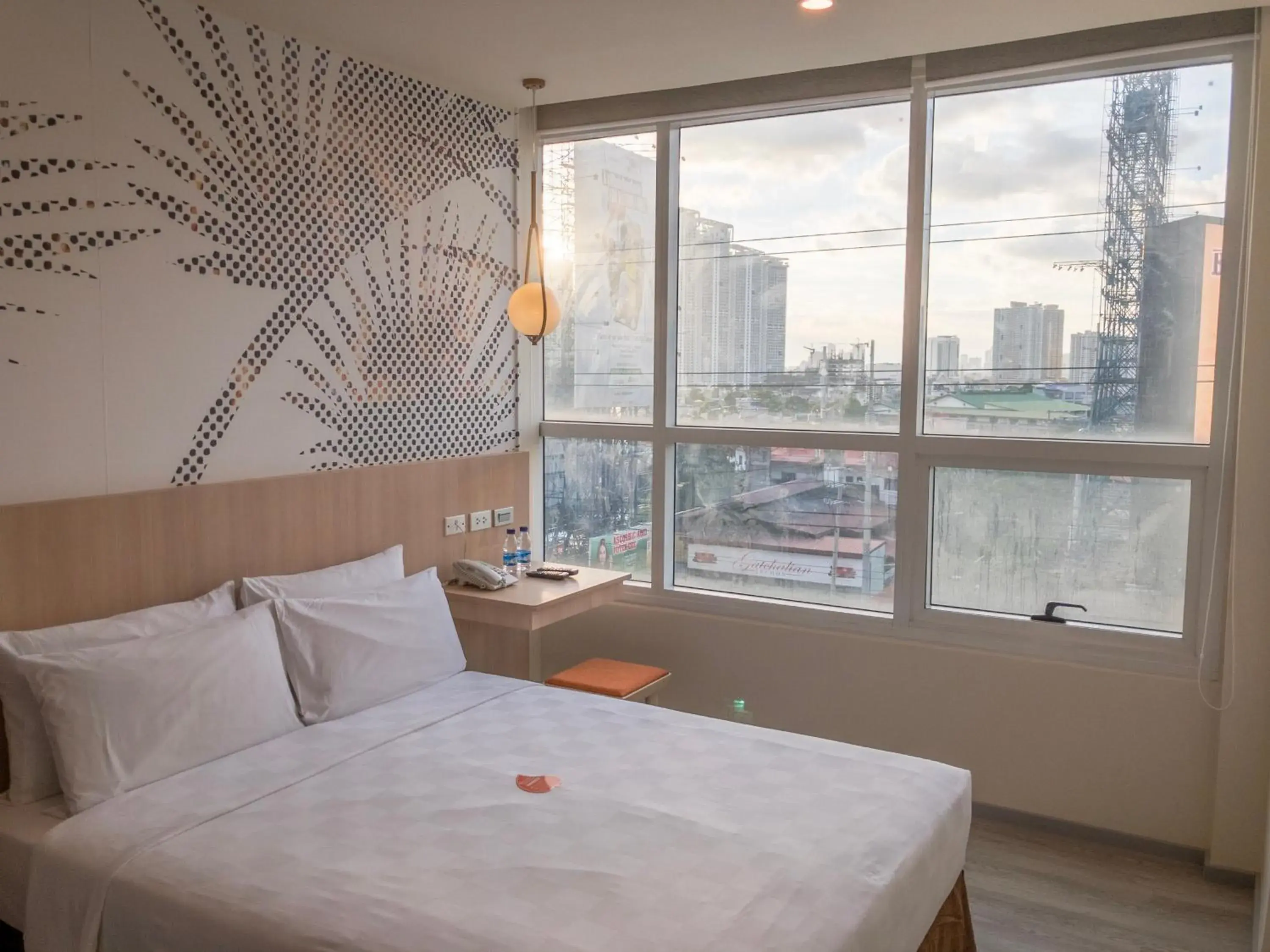 Superior Queen Room in Go Hotels Plus Mandaluyong Superior Queen Room in Go Hotels Plus Mandaluyong