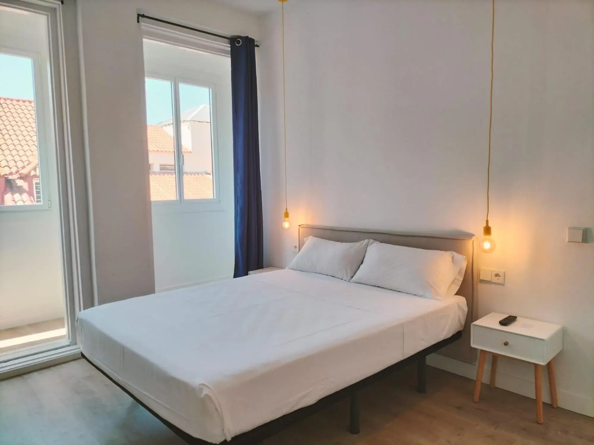 Deluxe Double Room in Hostal Manuela by gaiarooms Deluxe Double Room in Hostal Manuela by gaiarooms