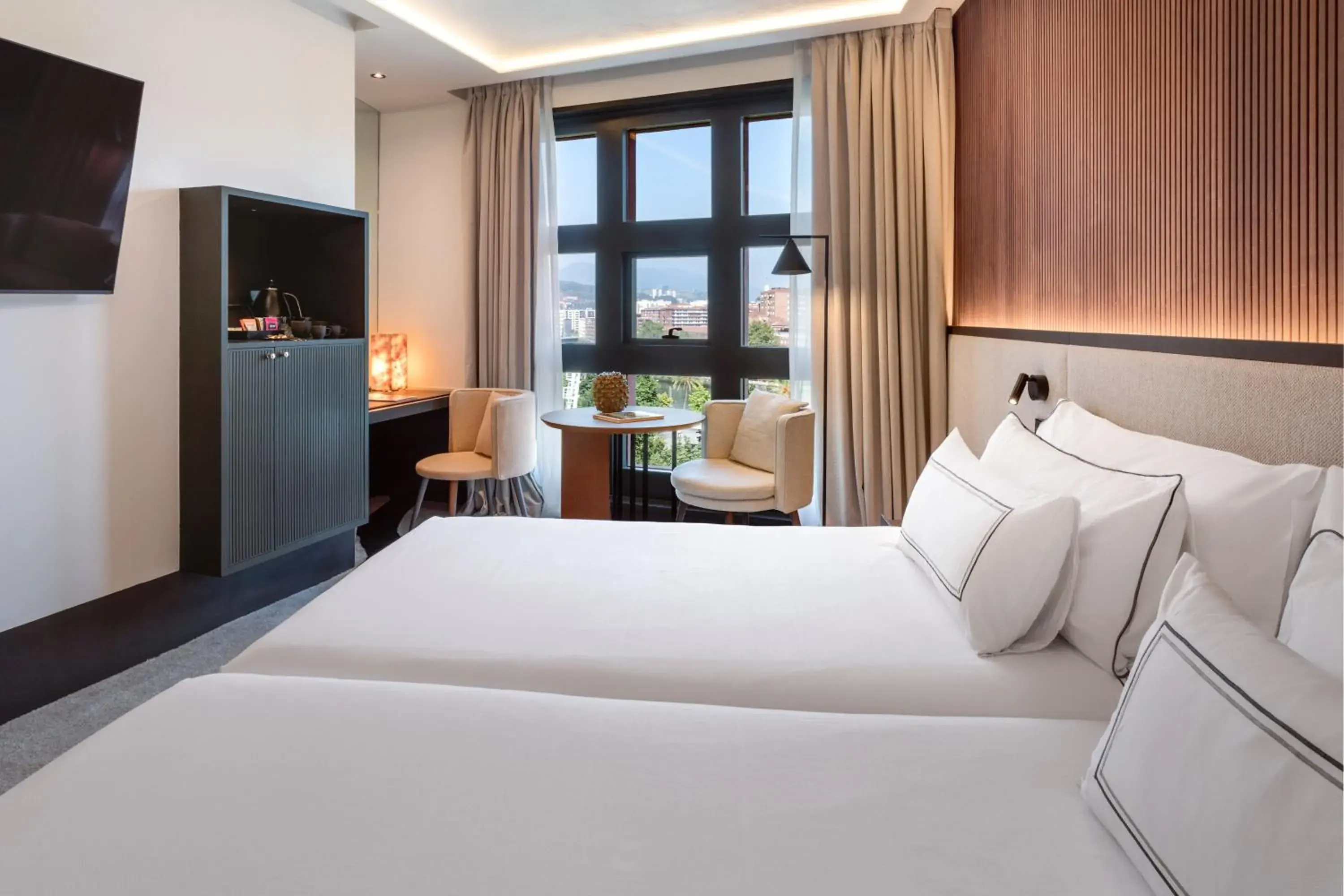 Meliá Room Ria View in Hotel Meliá Bilbao Meliá Room Ria View in Hotel Meliá Bilbao